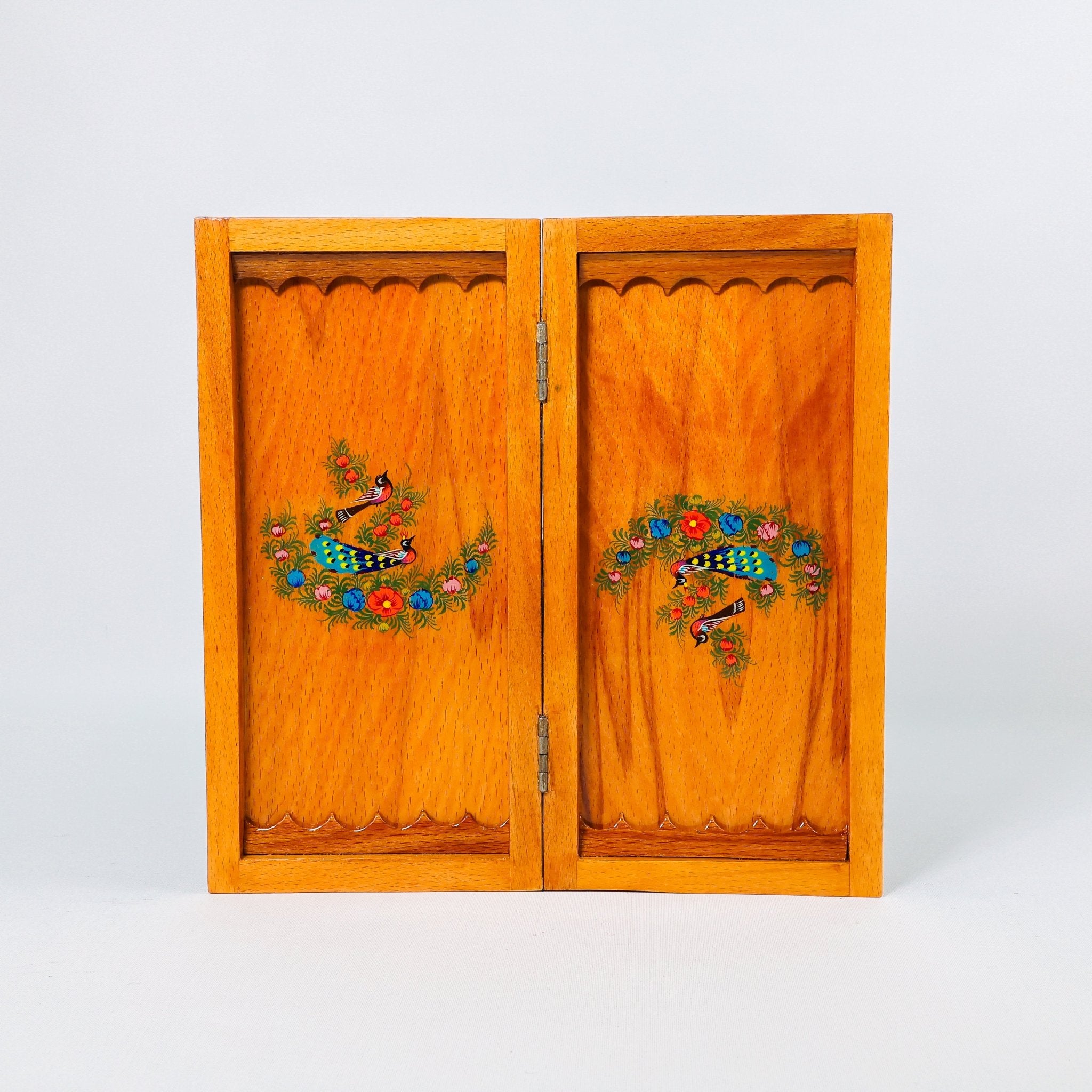 Chess Board - Size 35 - Beechwood Interio 8 - Meraas Gallery