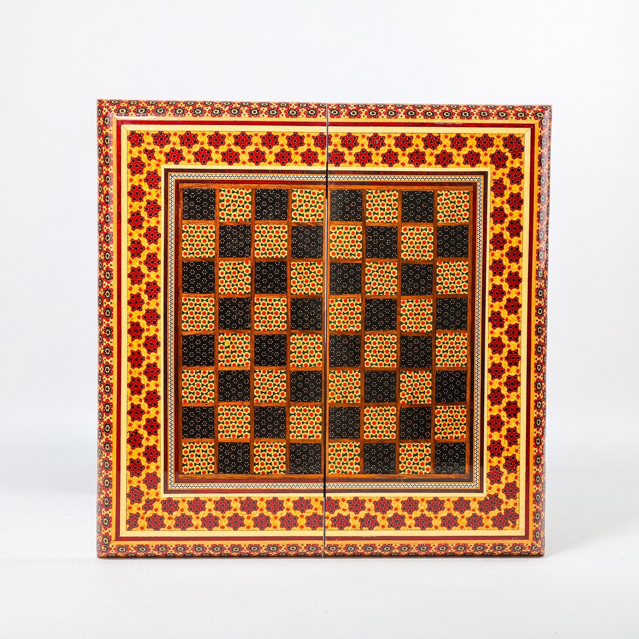 Chess Board - Size 40 - Beechwood Interior 4 - Meraas Gallery