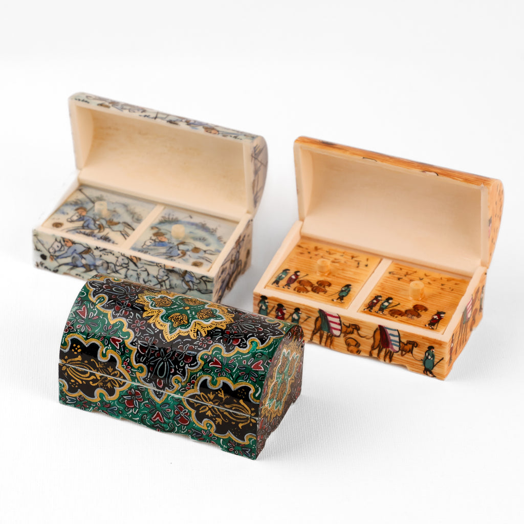 Camel Bone Box - Size 9 cm