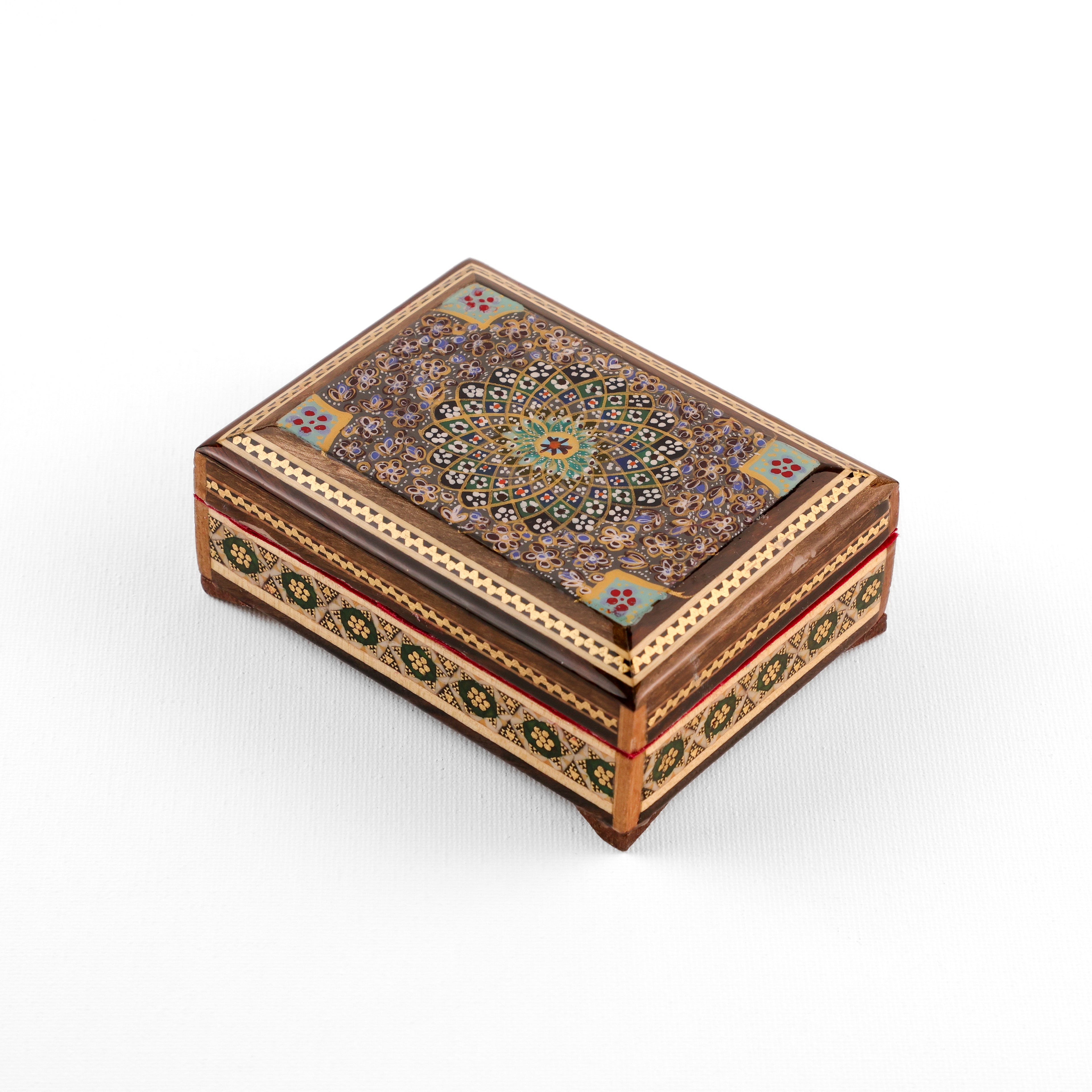 Card Holder - Size 8x11 - Hand-Painted Lid