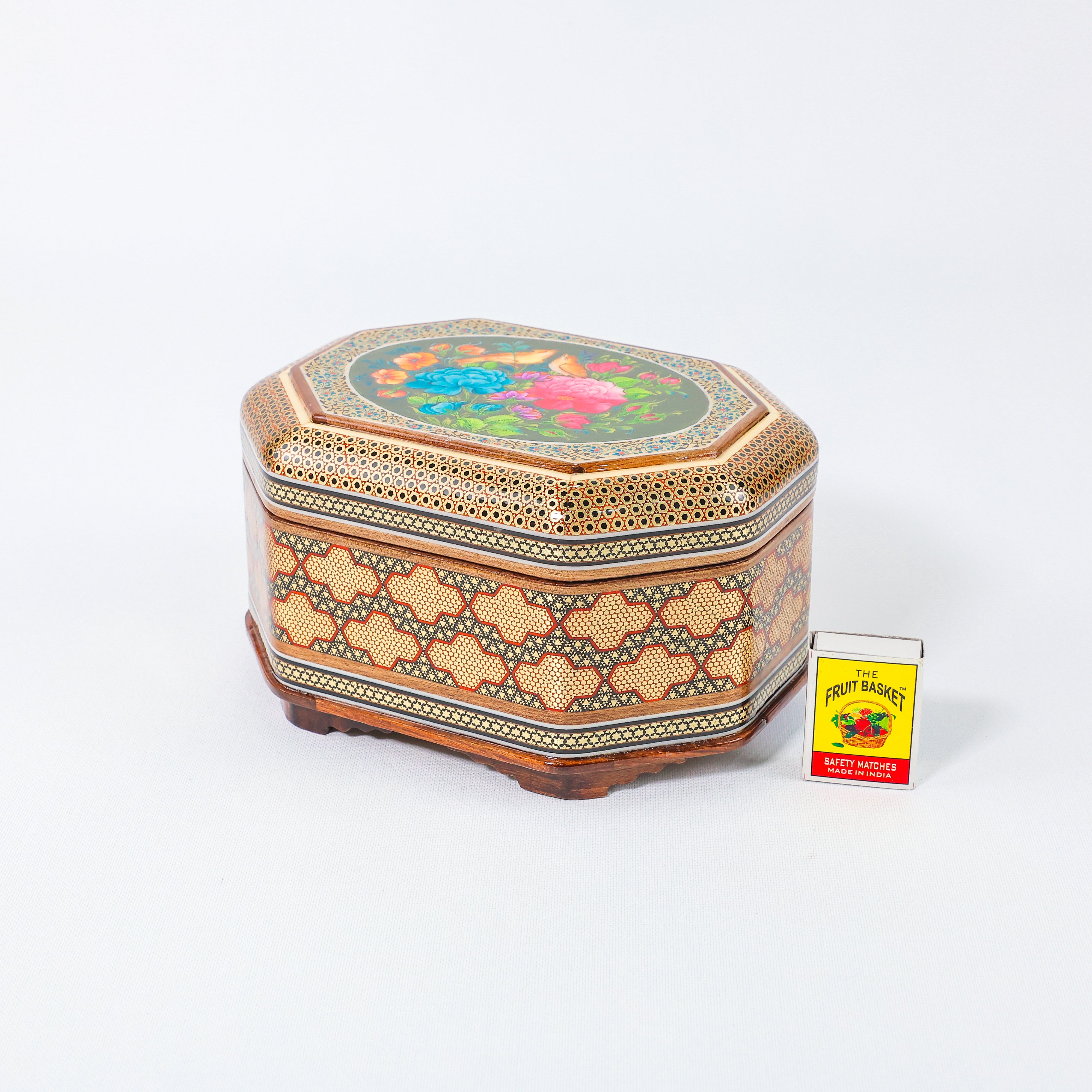 Octagonal Jewelry Box – Full Wire Khatam – Flower & Bird Painting – Size 15 × 20 cm