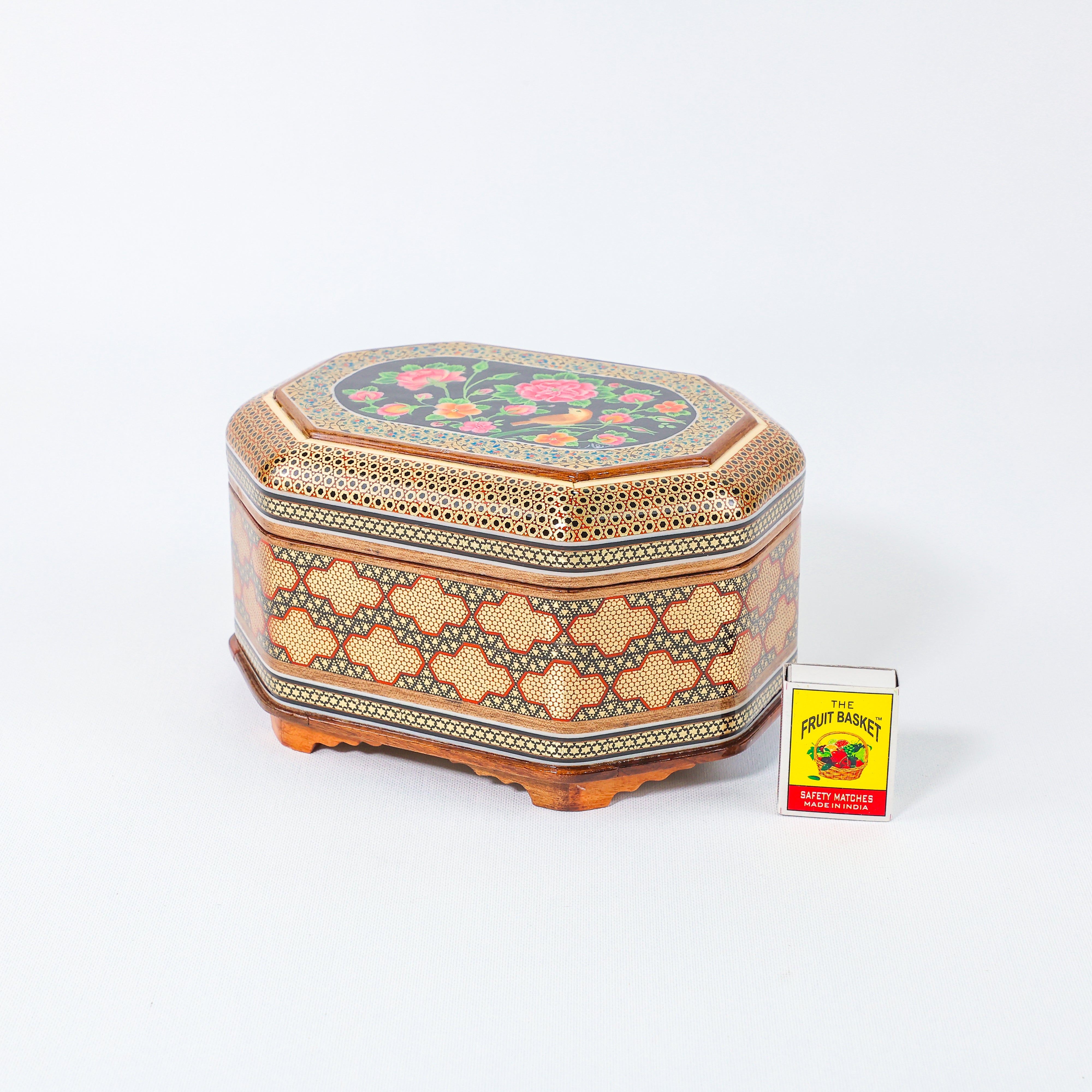 Octagonal Jewelry Box – Full Wire Khatam – Flower & Bird Painting – Size 15 × 20 cm