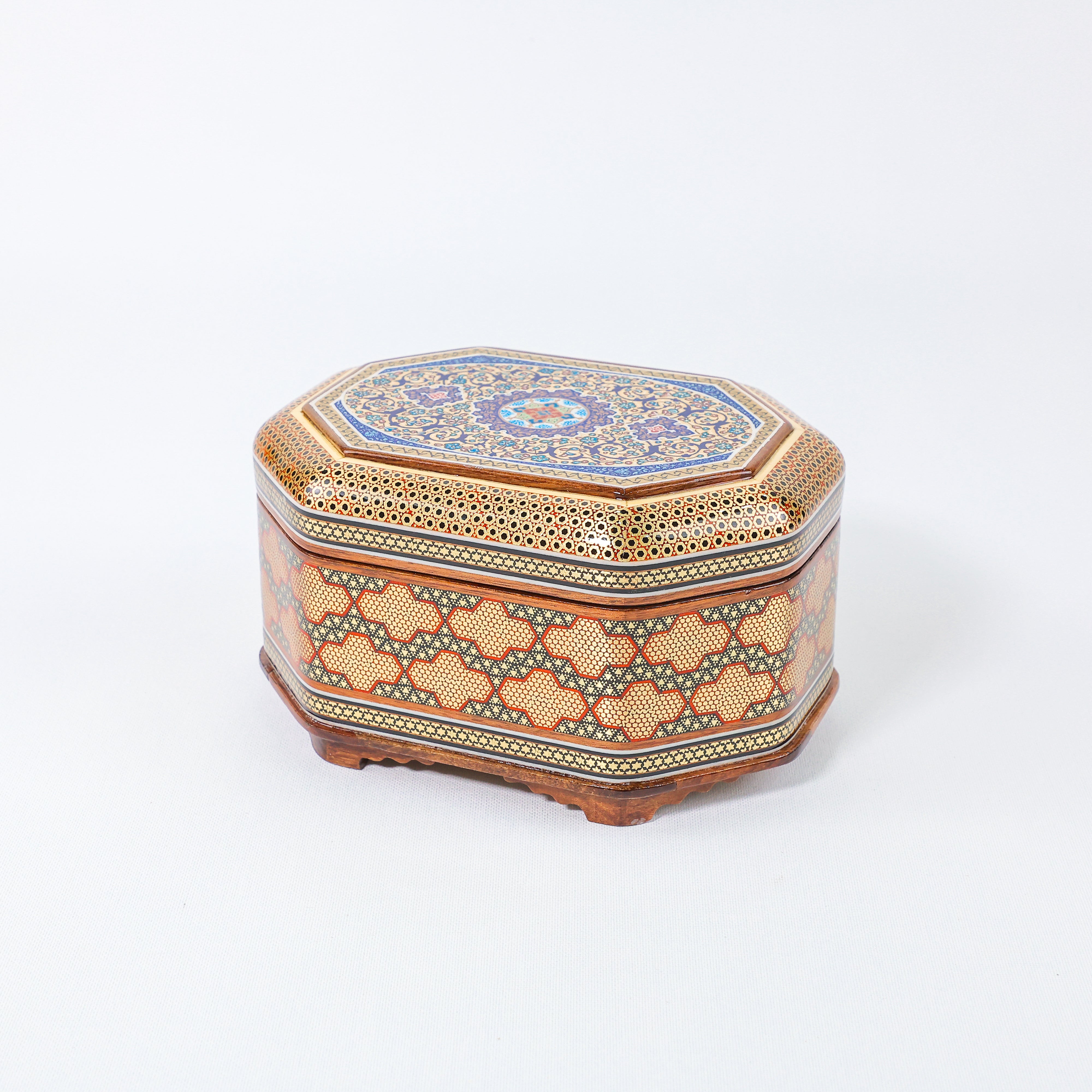 Octagonal Jewelry Box – Full Wire Khatam – Tazhib Painting – Size 20 × 15 cm