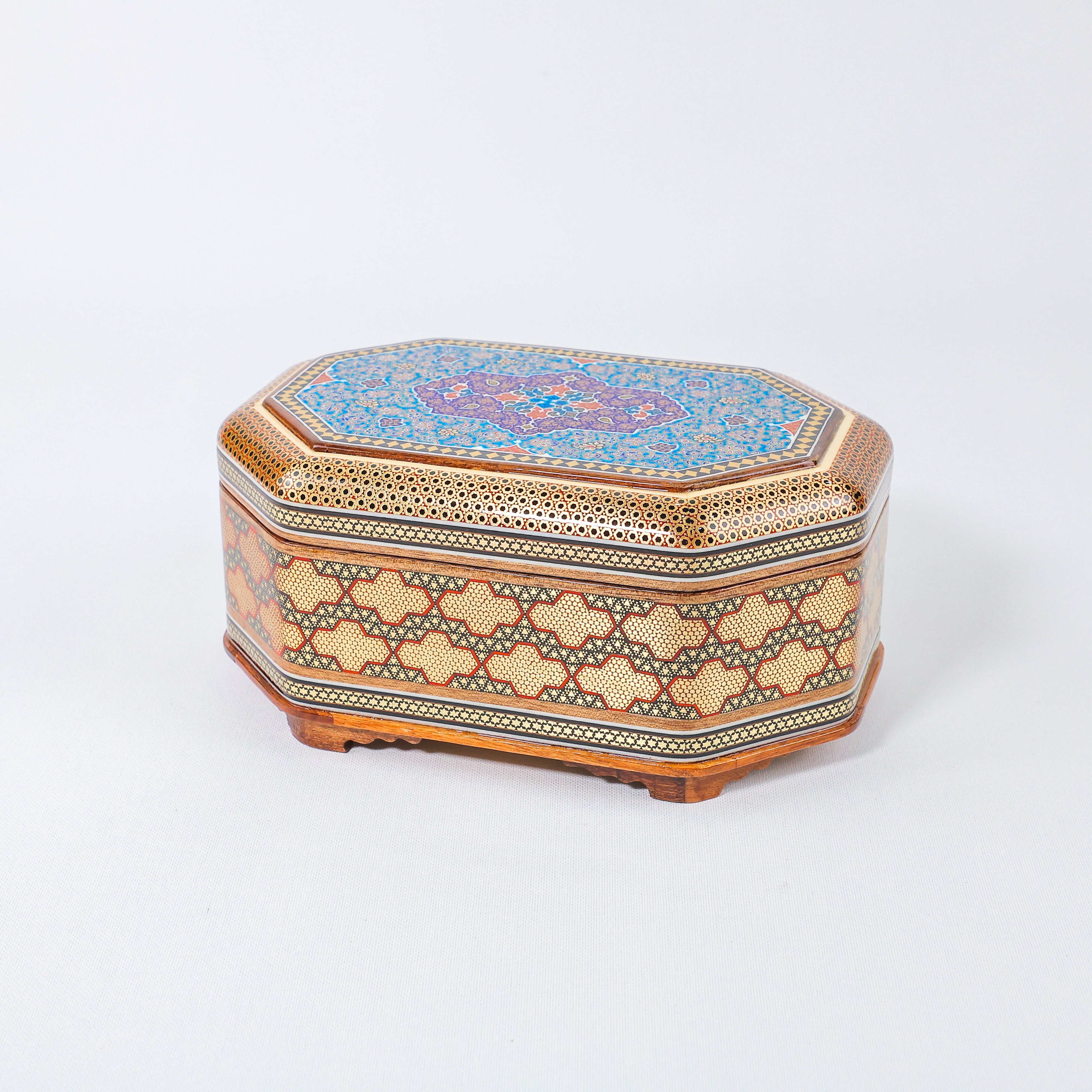Octagonal Jewelry Box – Full Wire Khatam – Tazhib Painting – Size 16 × 24 cm