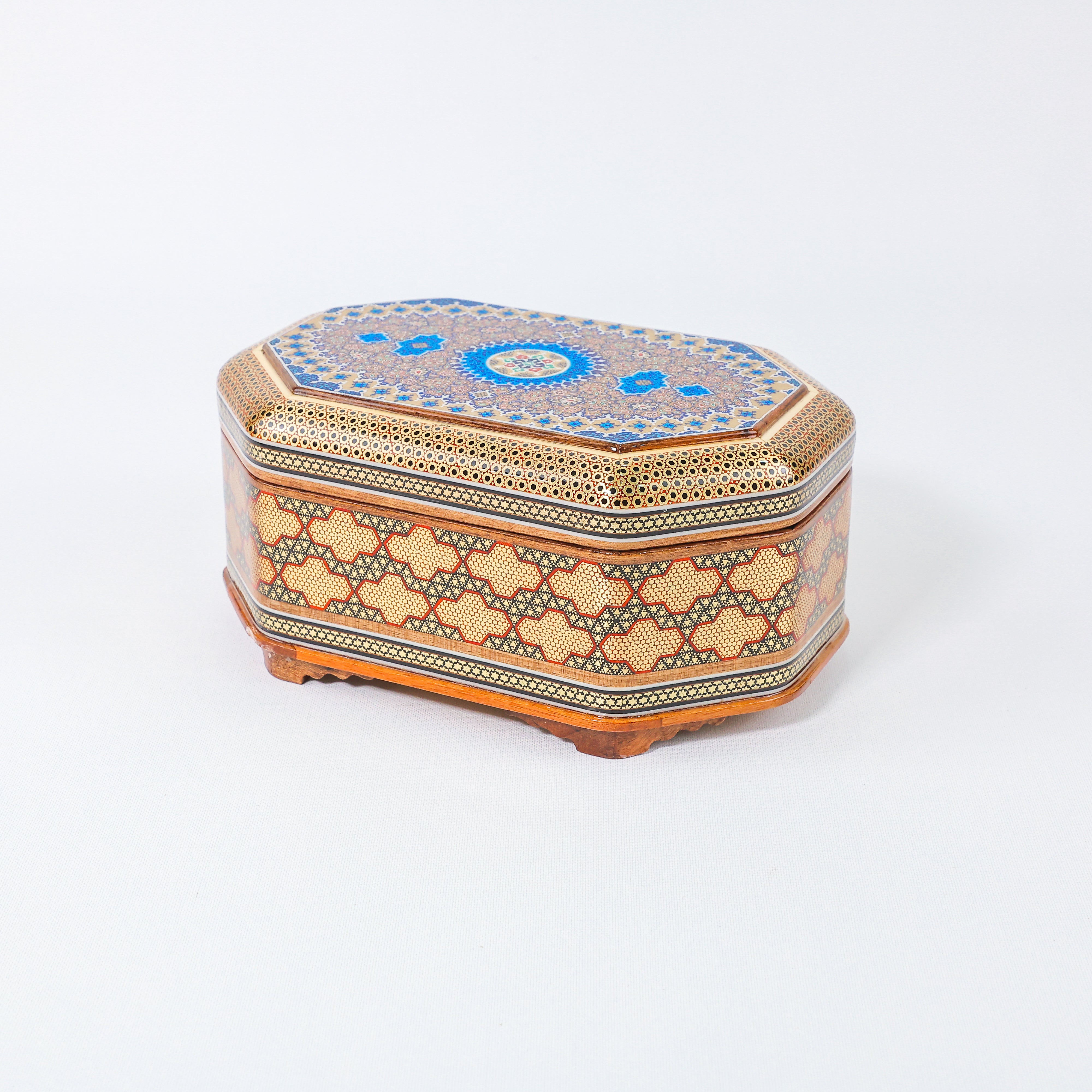Octagonal Jewelry Box – Full Wire Khatam – Tazhib Painting – Size 16 × 24 cm