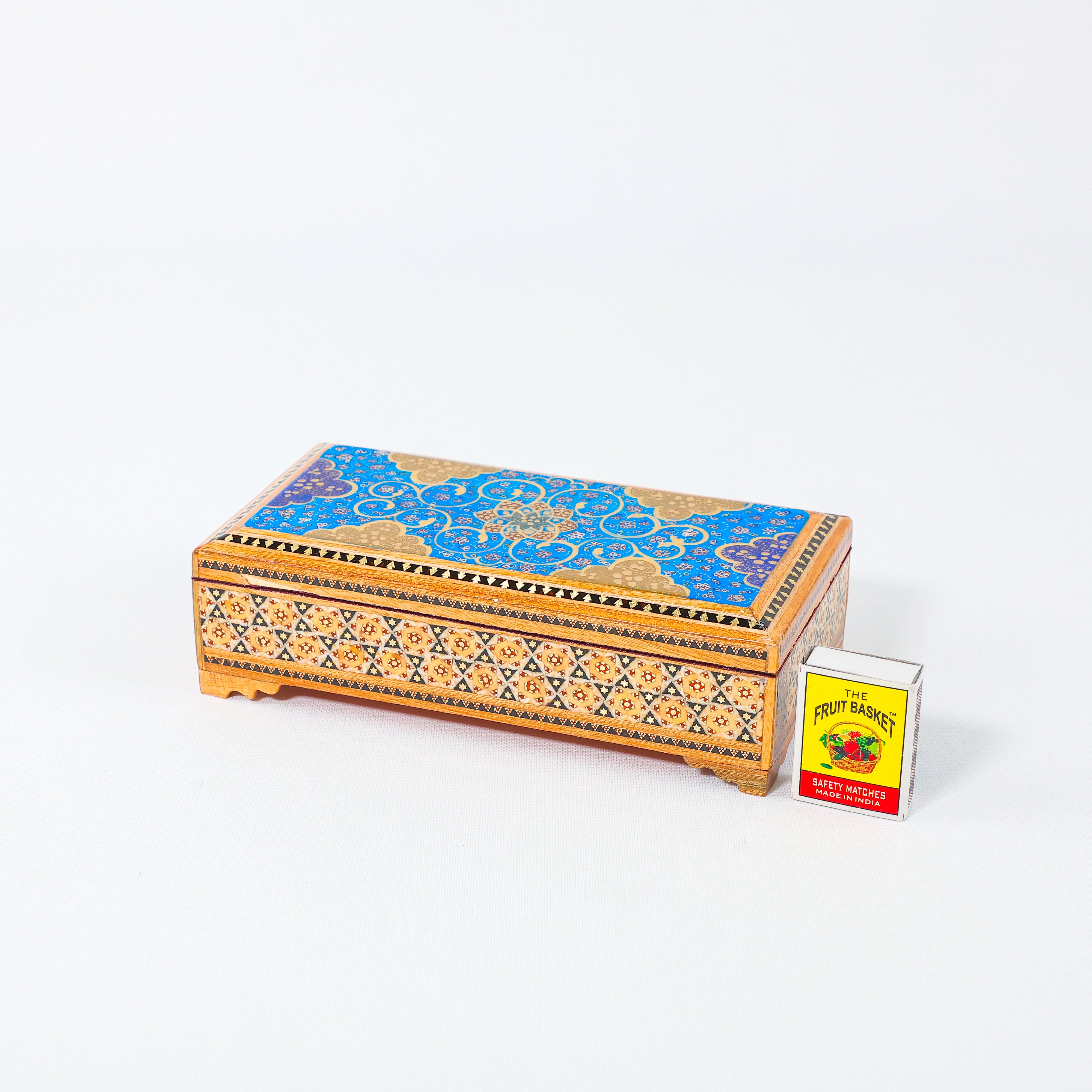 Khatam Box – Straight Sides – Velvet Interior – Tazhib Painting – Size 10 × 20 cm