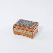 Hinged Jewelry Box – Tazhib Painting – Velvet Interior – Size 8 × 11 cm
