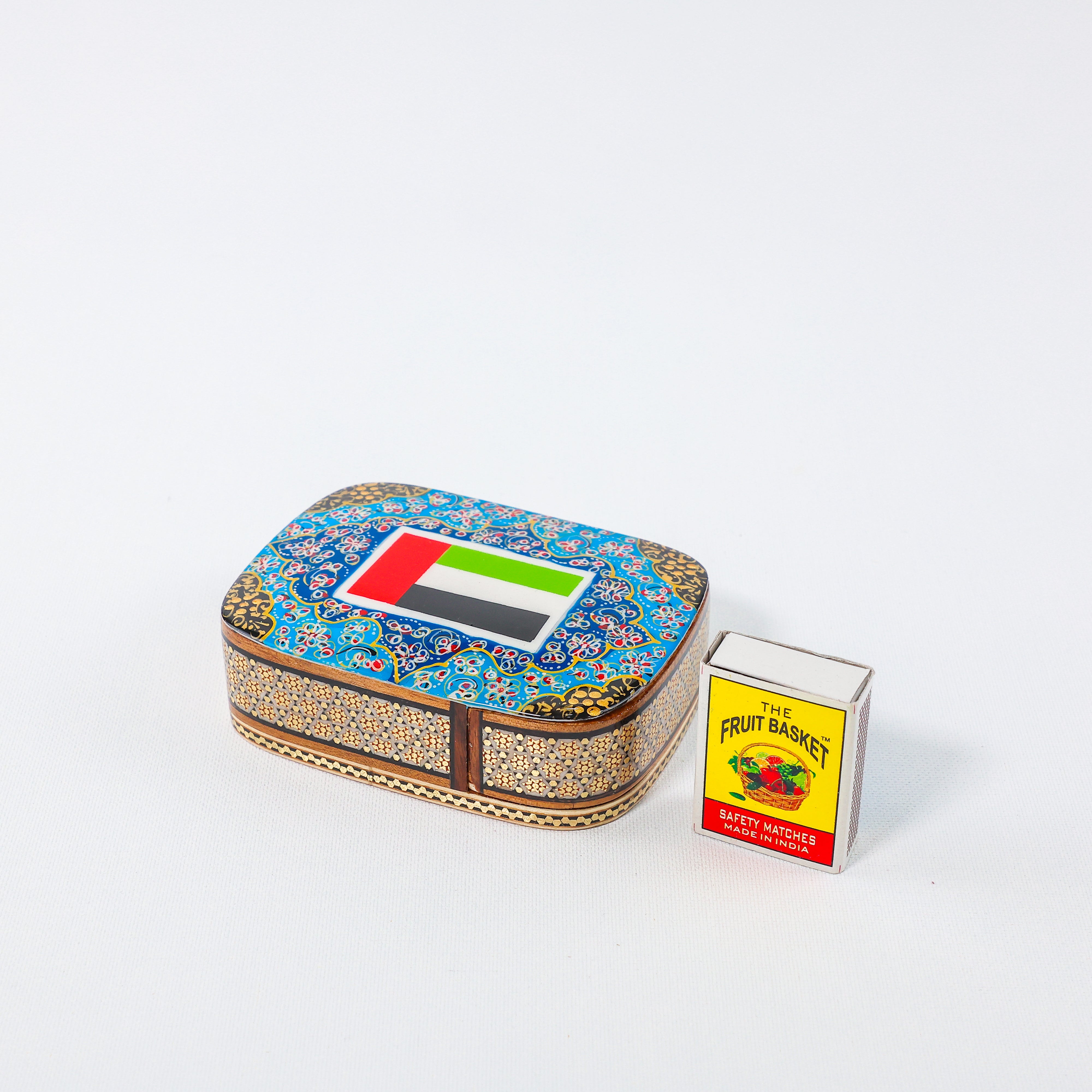 Khatam Slide Box – UAE Flag Design – Size 8 × 11 cm