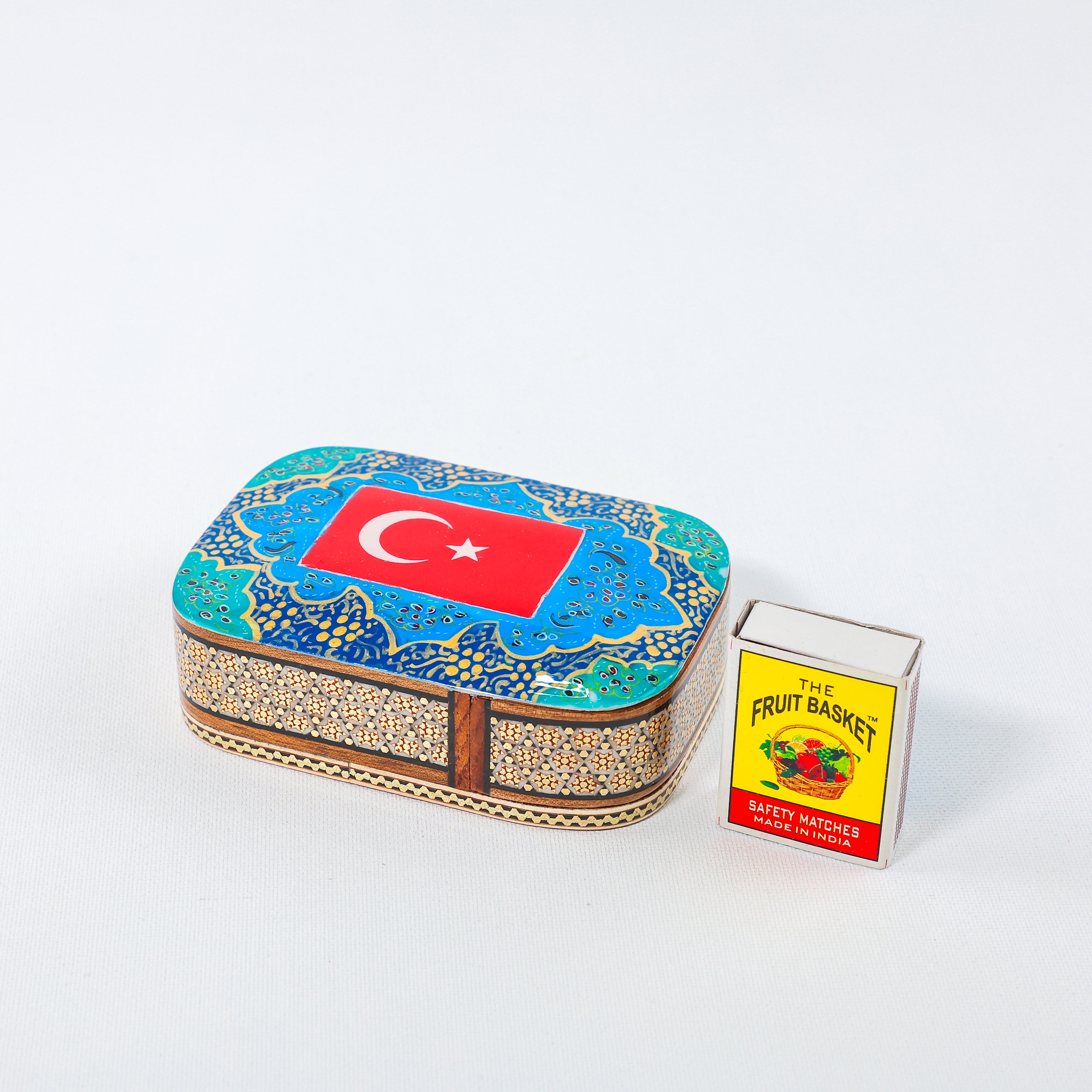 Khatam Slide Box – Turkey Flag Design – Size 8 × 11 cm