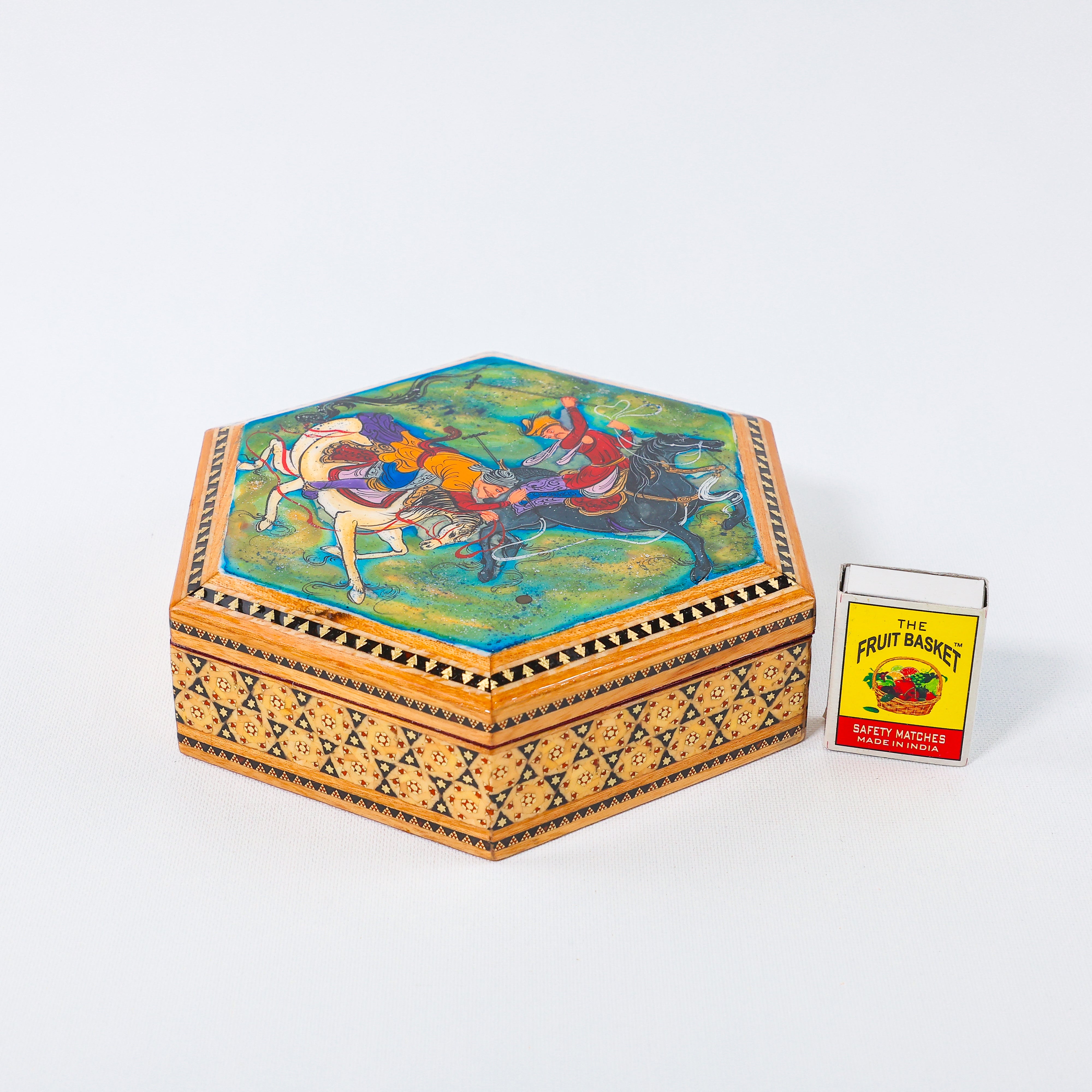 Hexagonal Box – Velvet Interior – Large Miniature Design