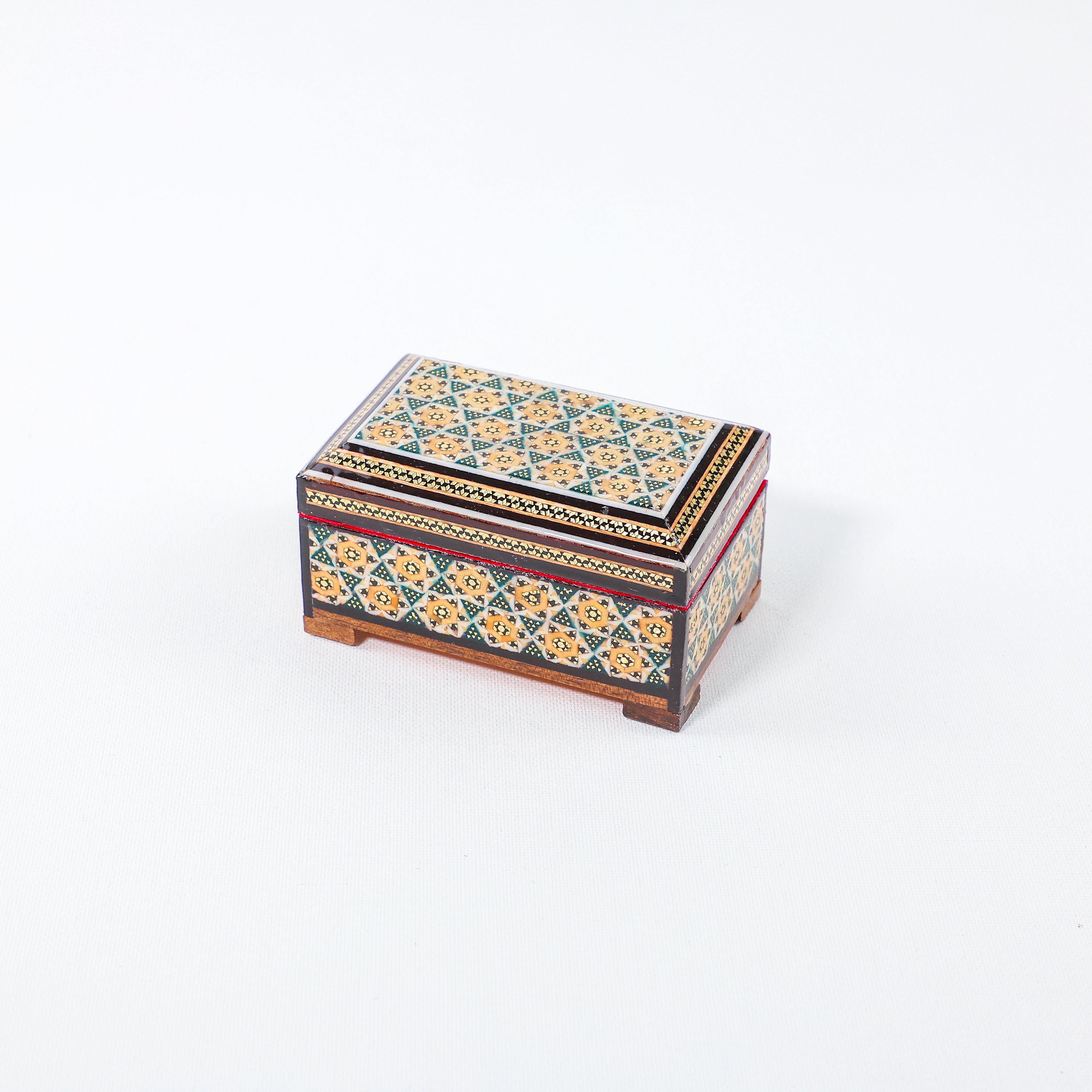 Coin Box – Walnut Wood Base – Floral Design – Khatam – Size 6 × 10 cm