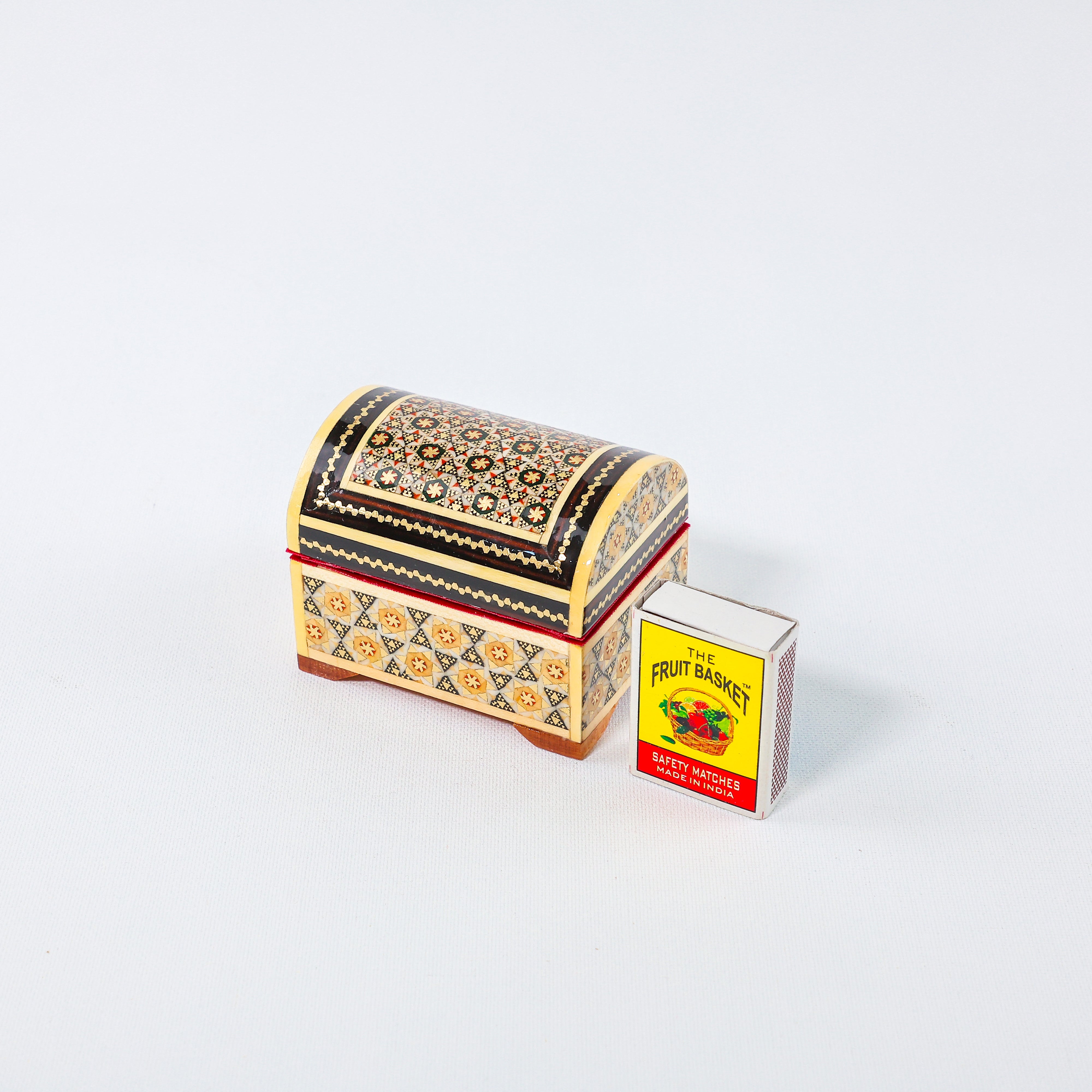 Seeded Box – Standard – Velvet Interior – Khatam Design – Size 8 × 6 cm
