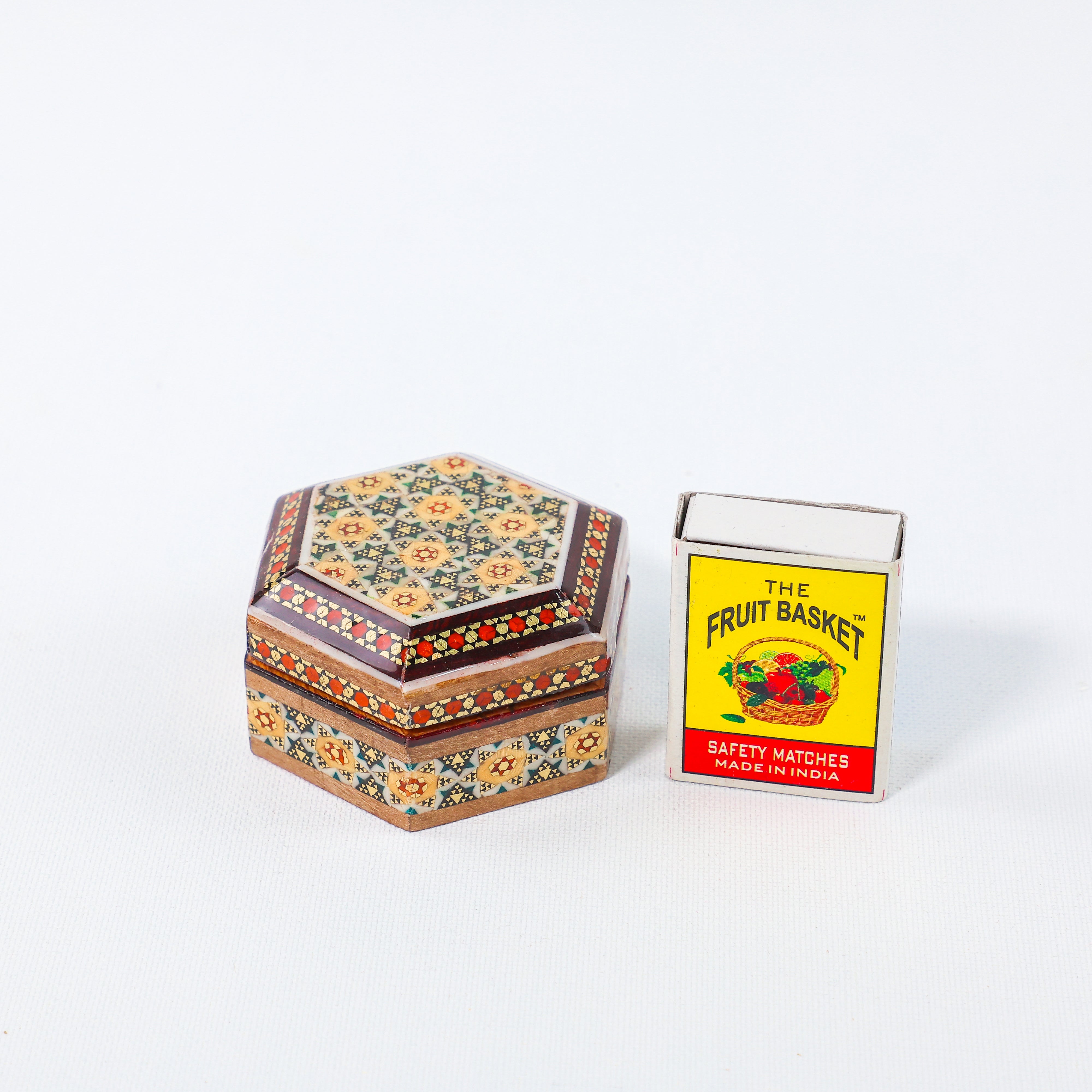 Standard Coin Box – Velvet Interior – Khatam – Octagonal Round
