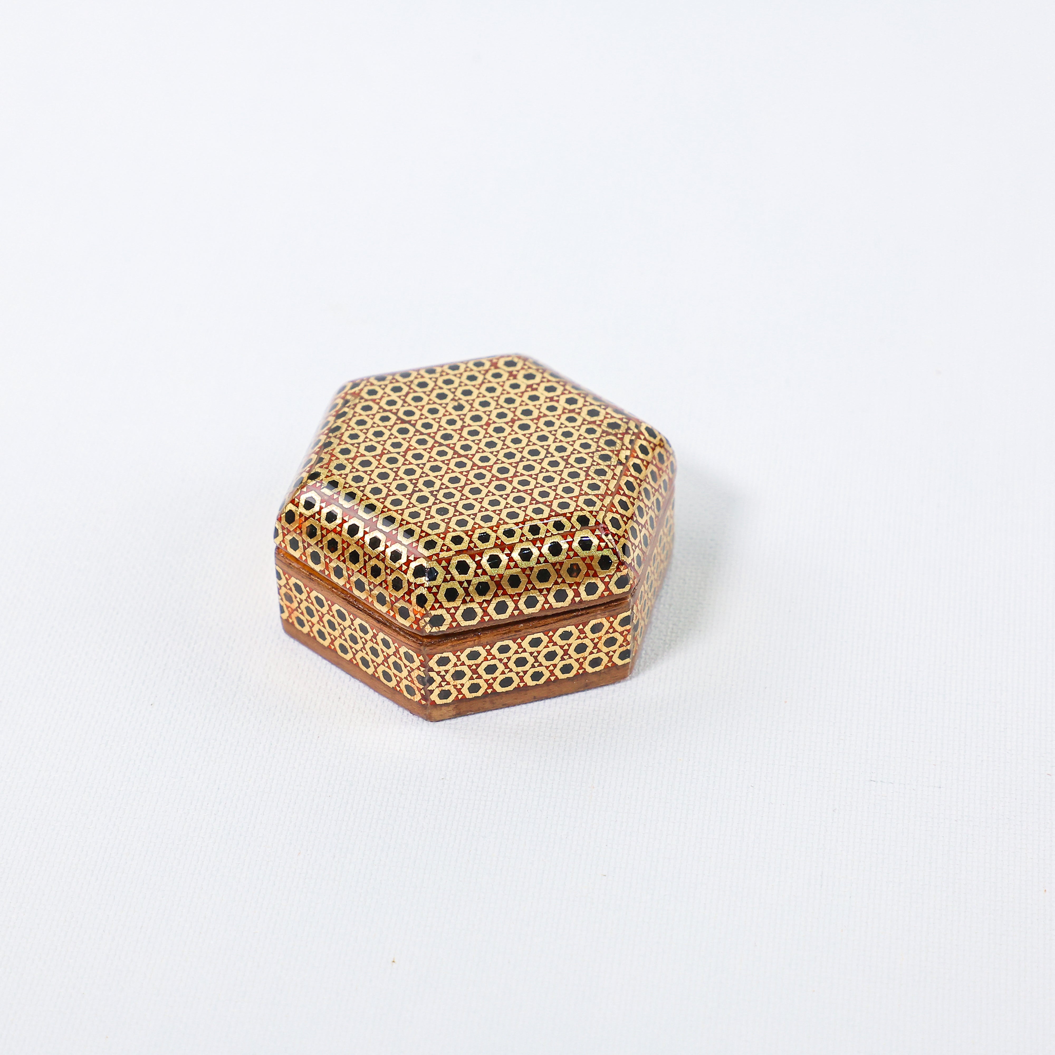 Octagonal Coin Box – Bone Khatam – Beechwood Interior