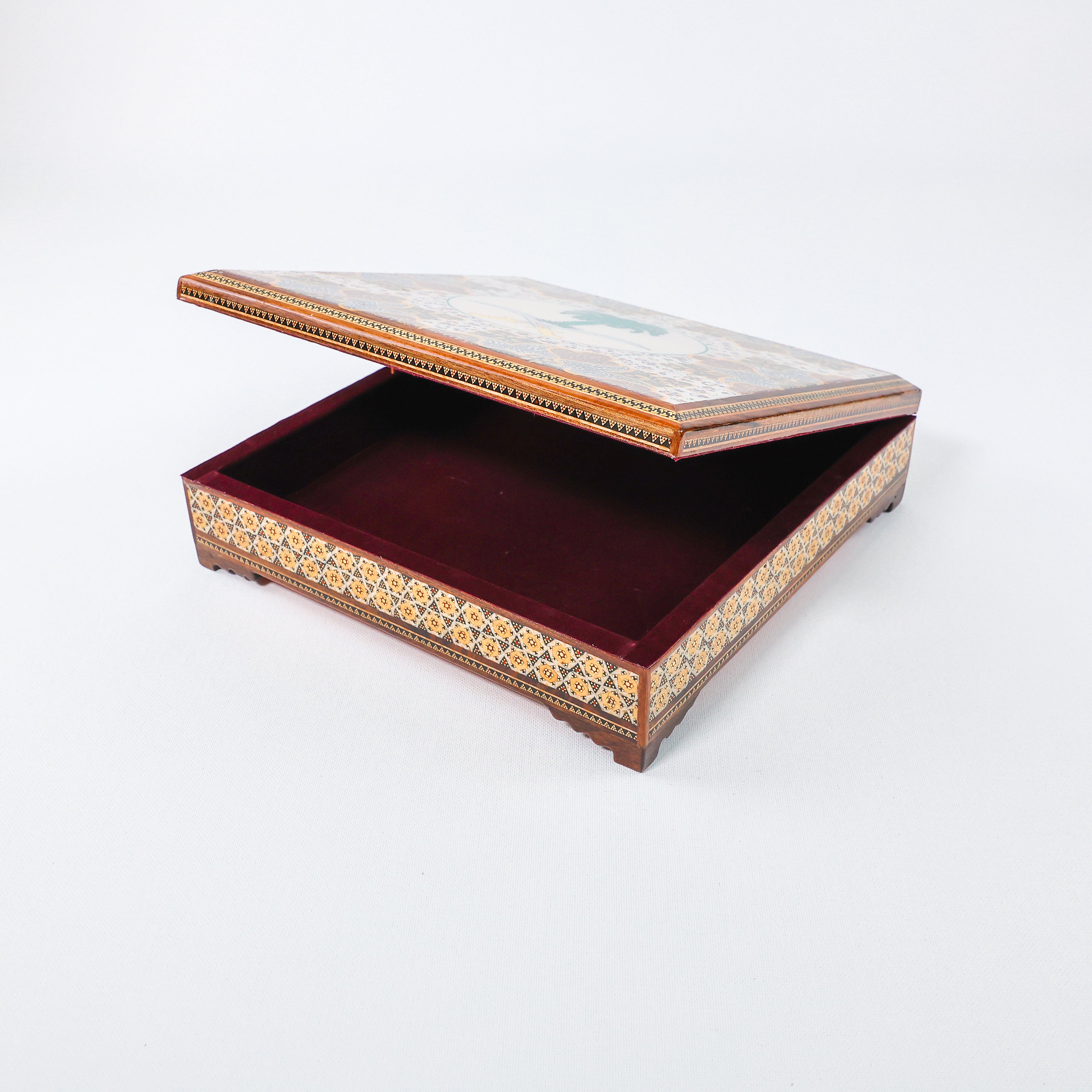 Khatam Box – Velvet Interior – Saudi State Emblem – Size 25 × 25 cm