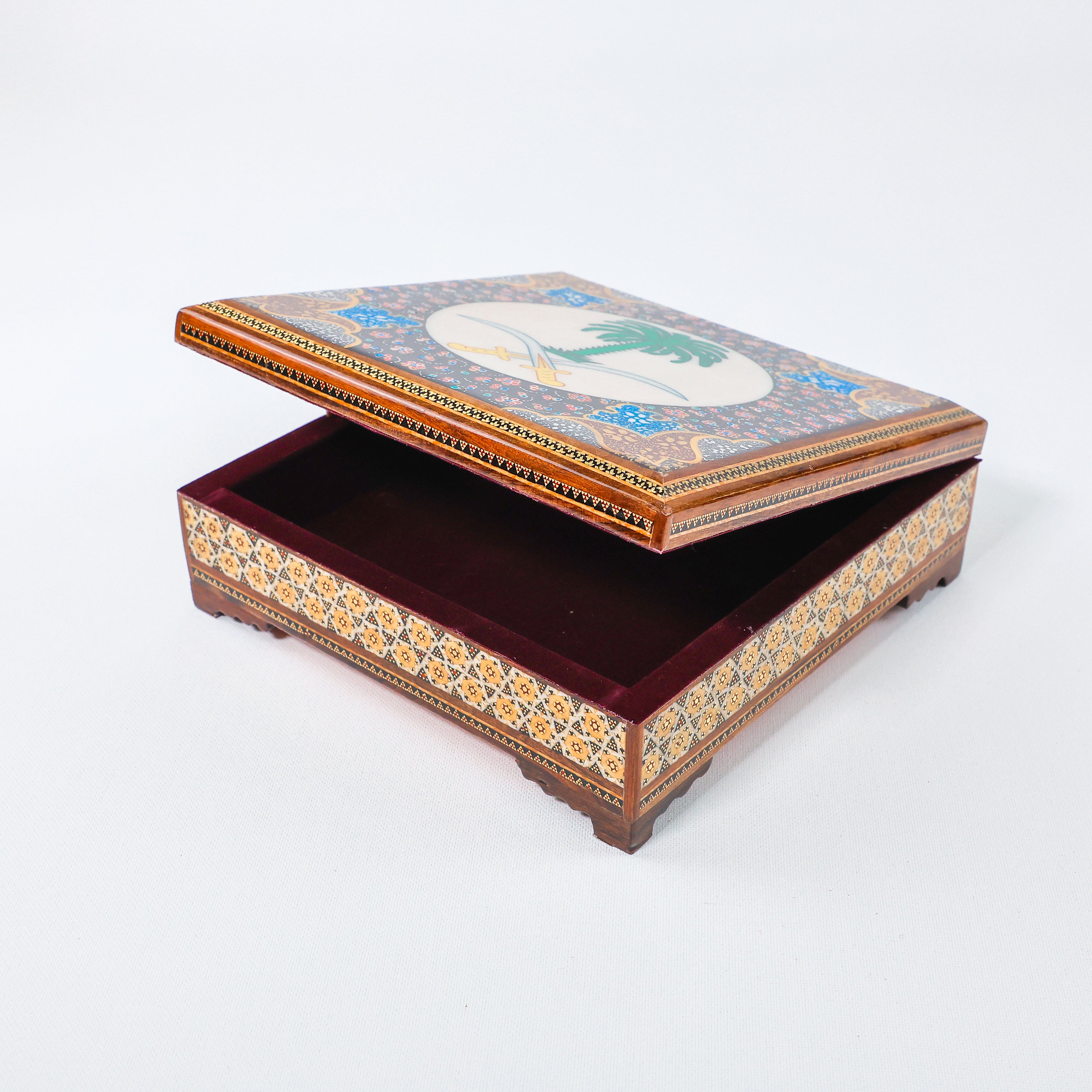 Khatam Box – Velvet Interior – Saudi State Emblem Design – Size 20 × 20 cm