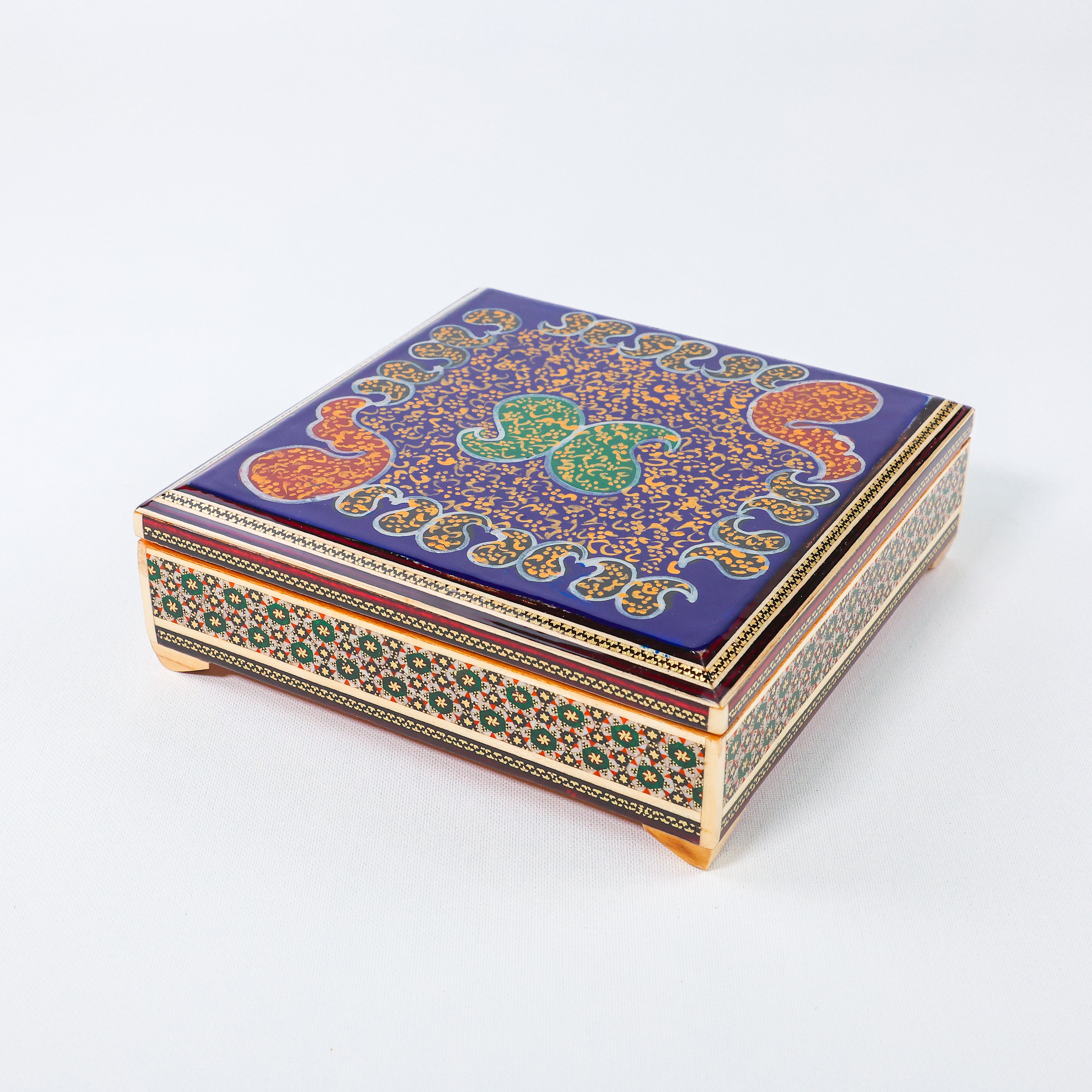 Decorative Box – Tazhib Painting – Beechwood Interior – Size 20 × 20 cm