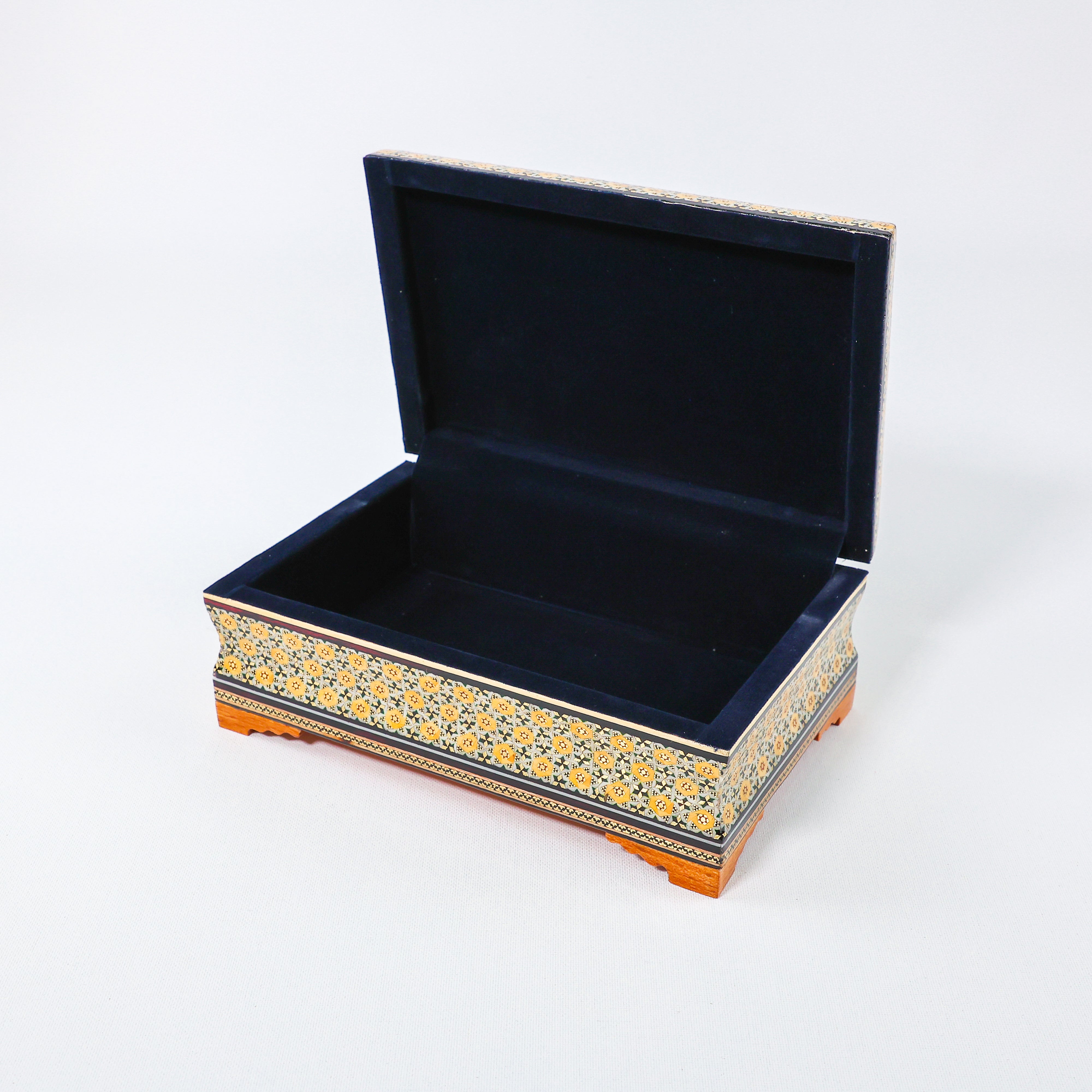Seeded Box – Standard – Velvet Interior – Khatam & Tazhib – Size 22 × 14 cm
