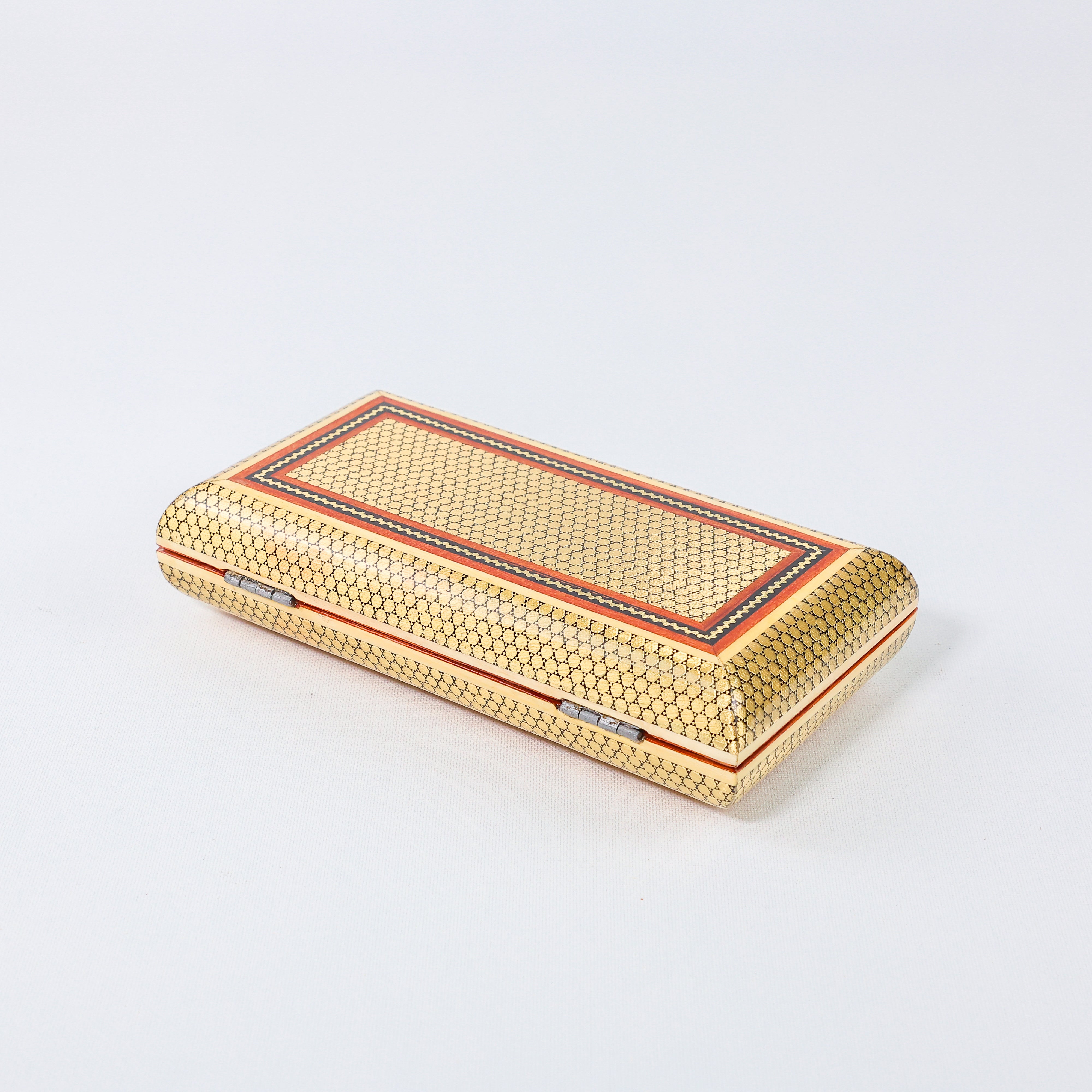 Glove Box – Eslimi Design – Size 11 × 22 cm