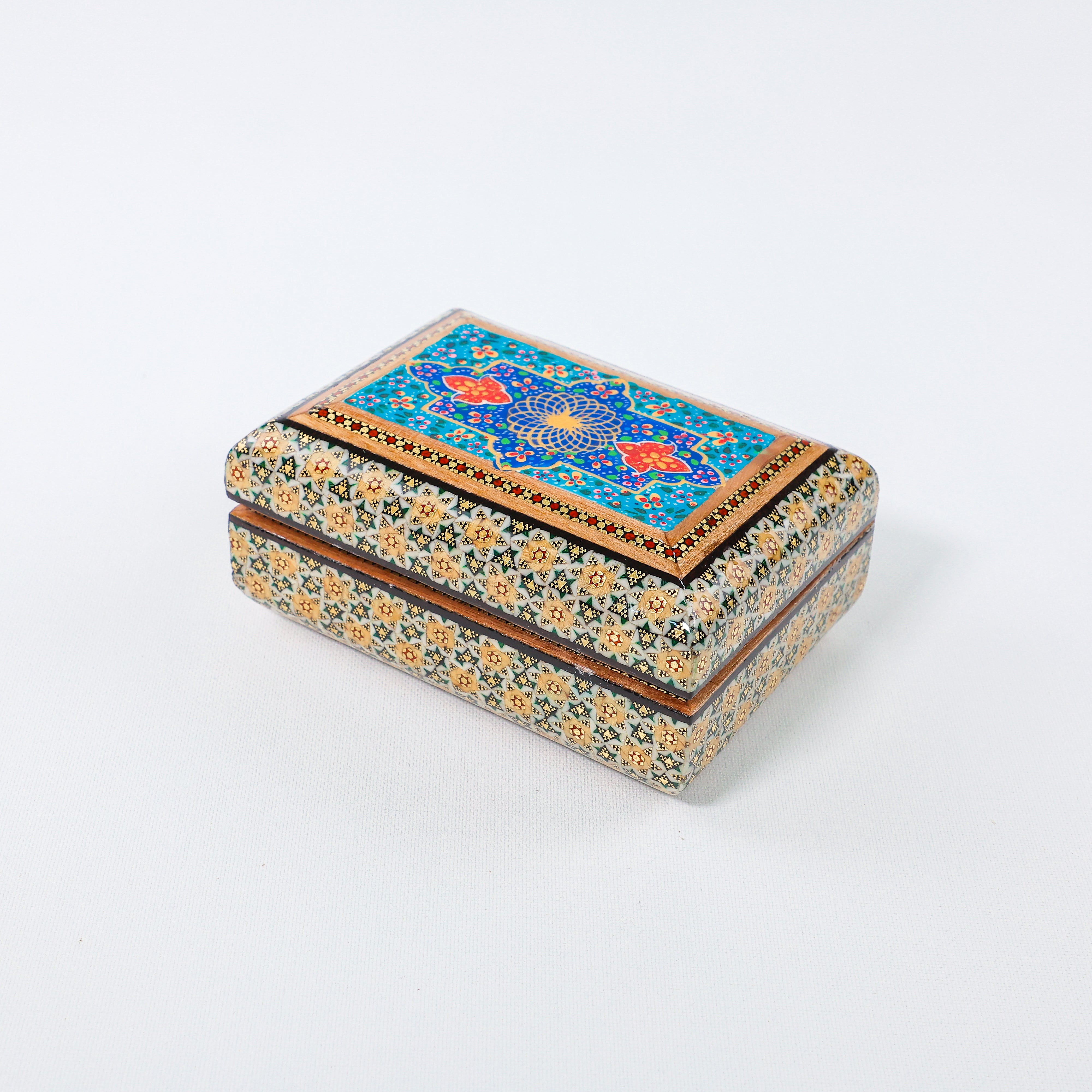 Rounded Top & Bottom Box – Butterfly Opening – Khatam Interior – Size 10 × 14 cm