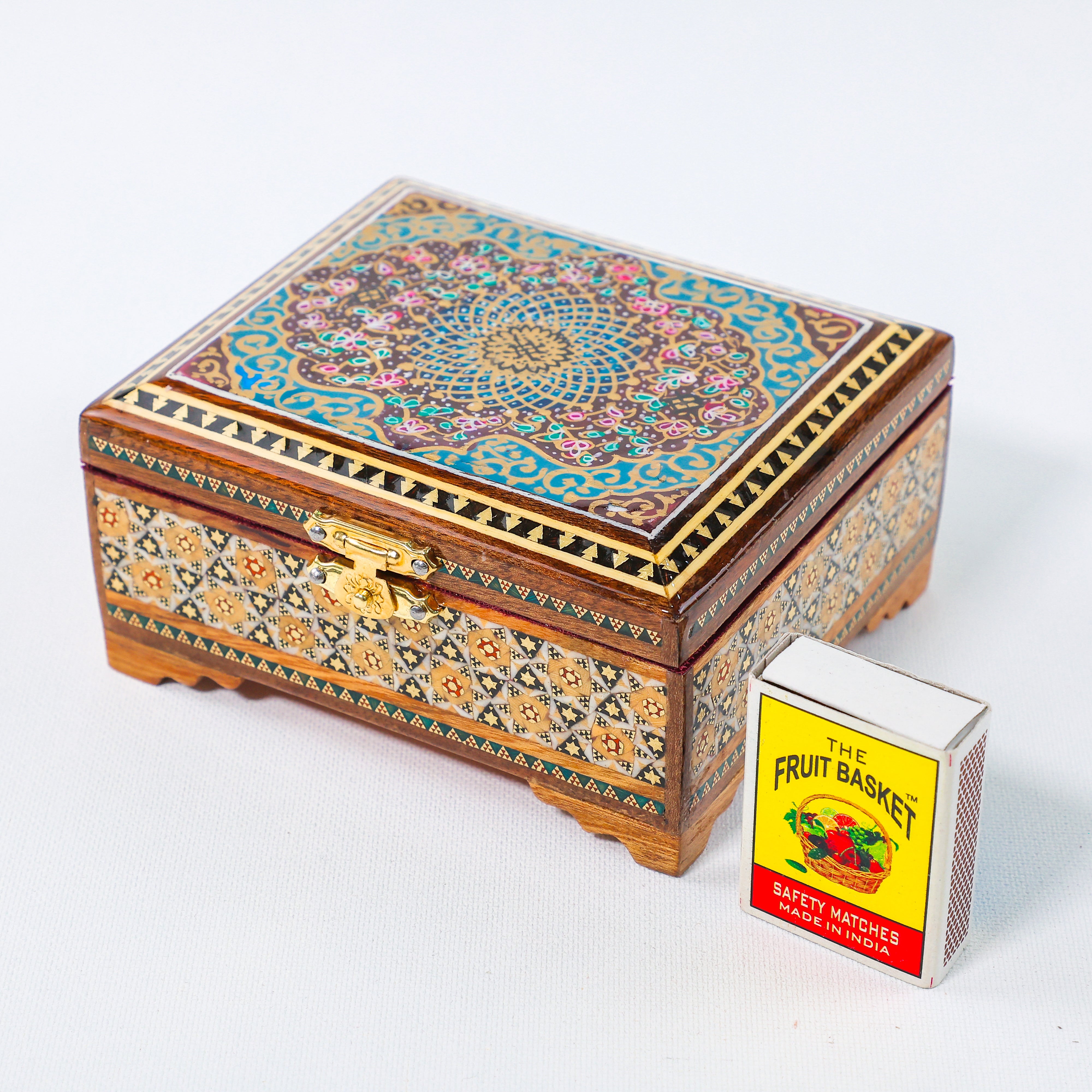 Painted Box – Tazhib Design – Velvet Interior – Golden Lock – Size 10 × 12 cm