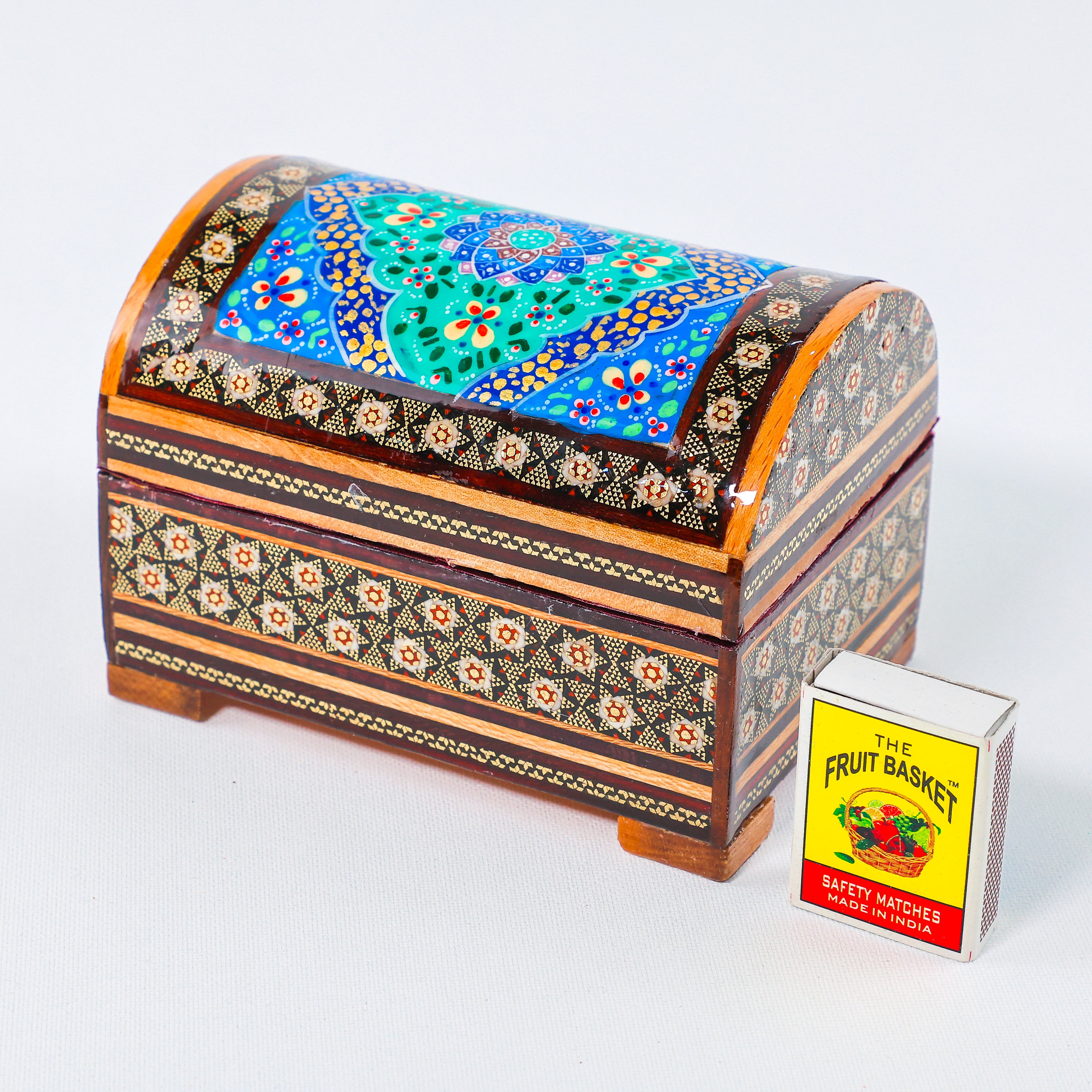 Chest Series Box – Velvet Interior – Size 10 × 14 cm