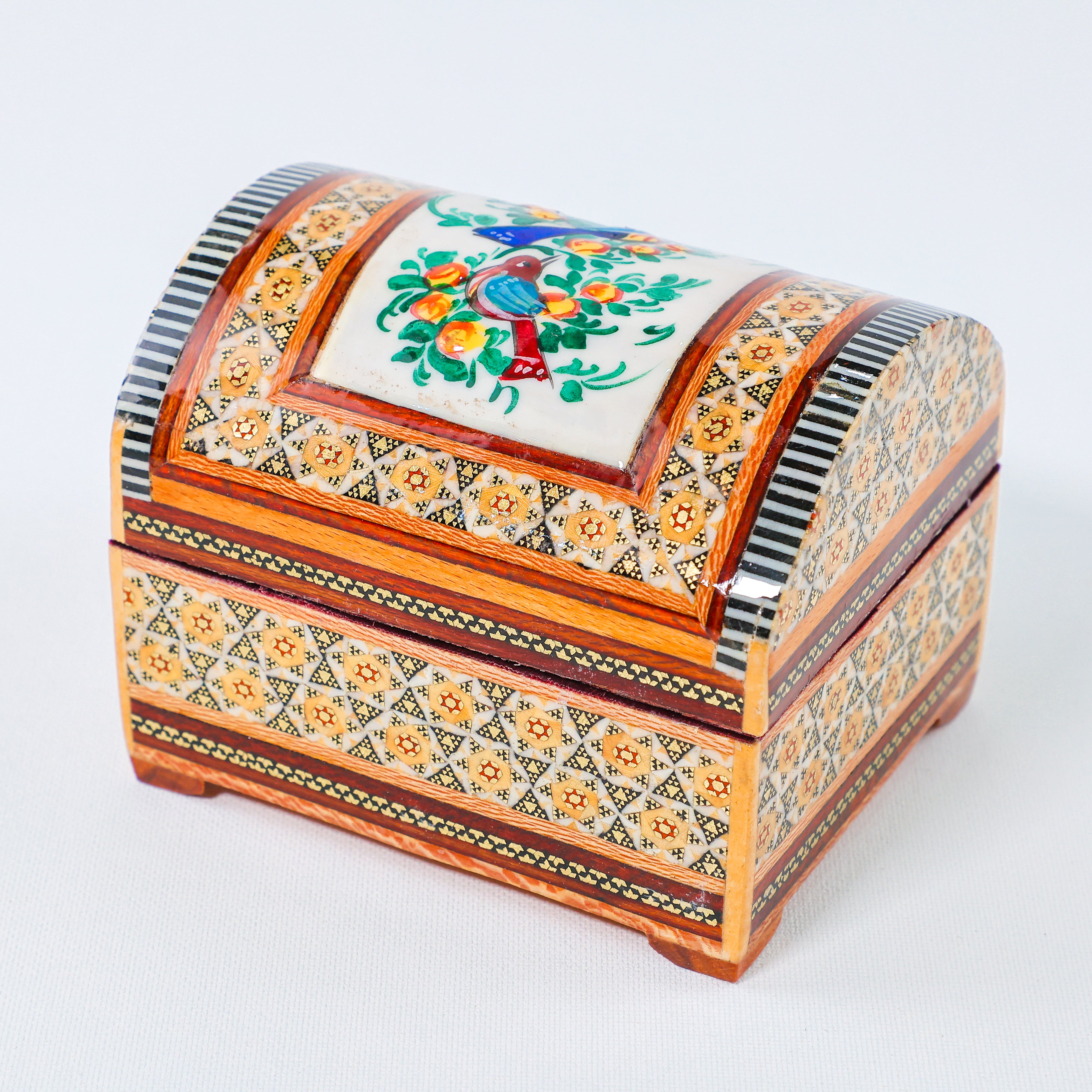 Khatam Chest – Flower & Bird Painting – Velvet Interior – Size 10 × 14 cm