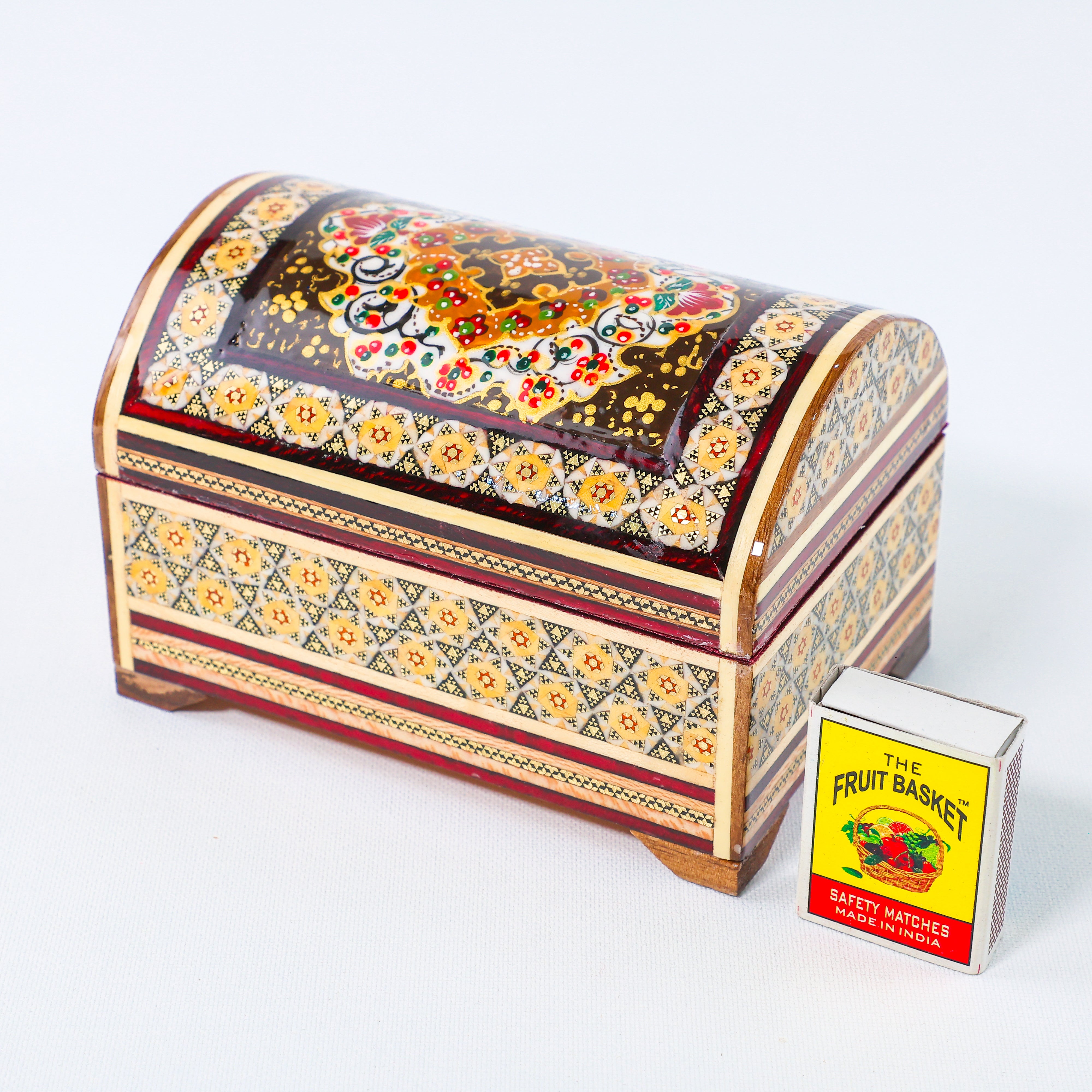 Khatam Chest – Tazhib Painting – Velvet Interior – Size 10 × 14 cm