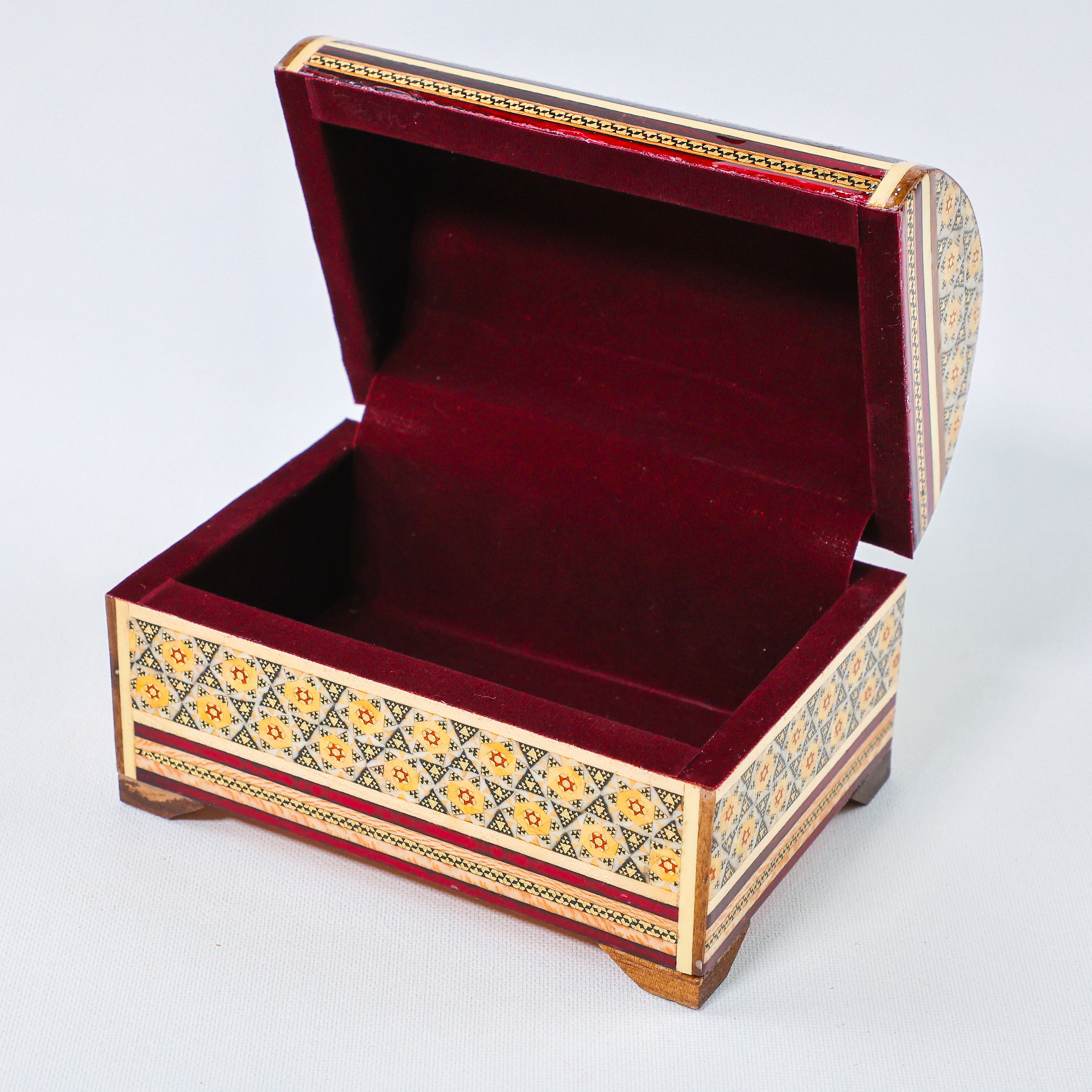 Khatam Chest – Tazhib Painting – Velvet Interior – Size 10 × 14 cm