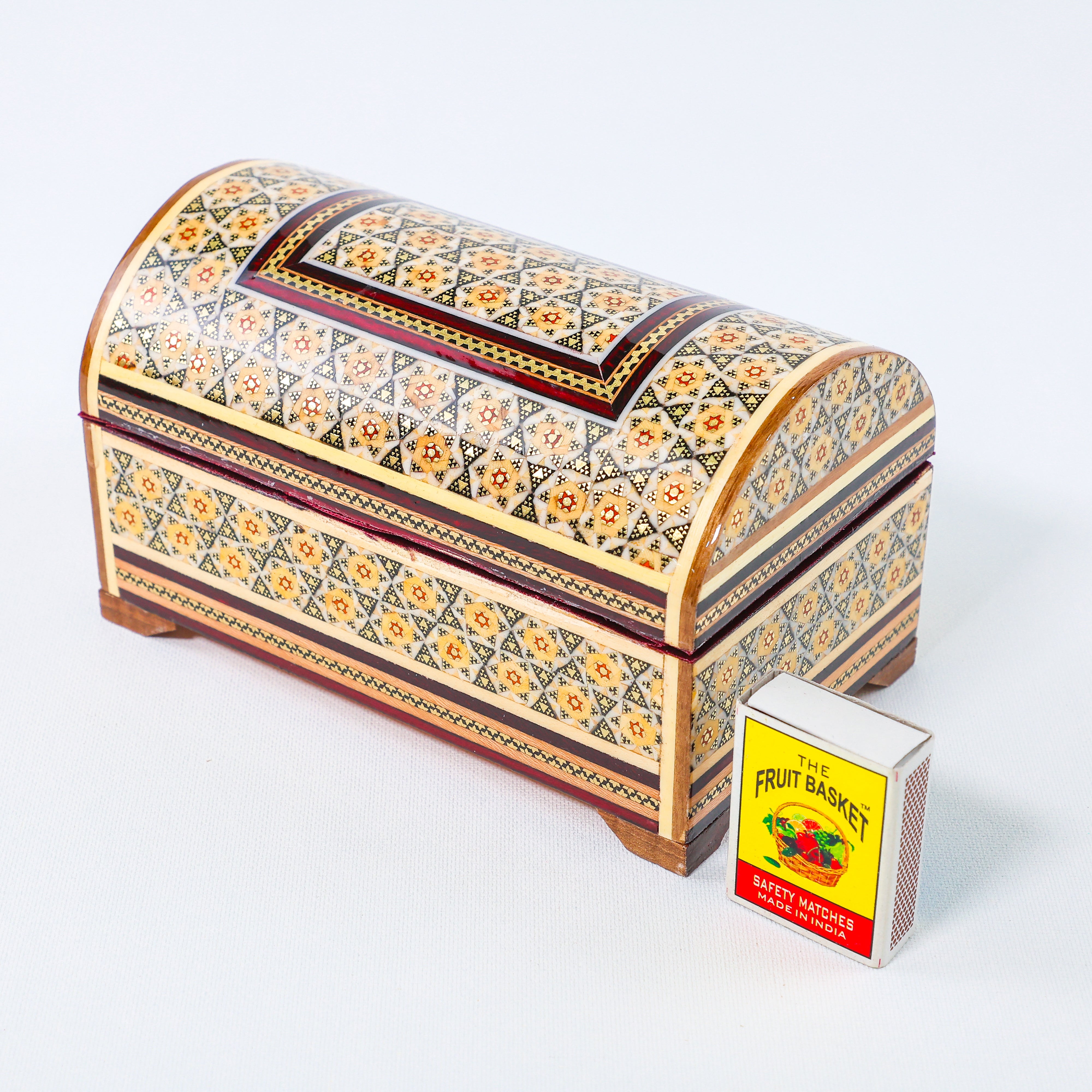 Khatam Chest – Khatam Design – Velvet Interior – Size 10 × 16 cm