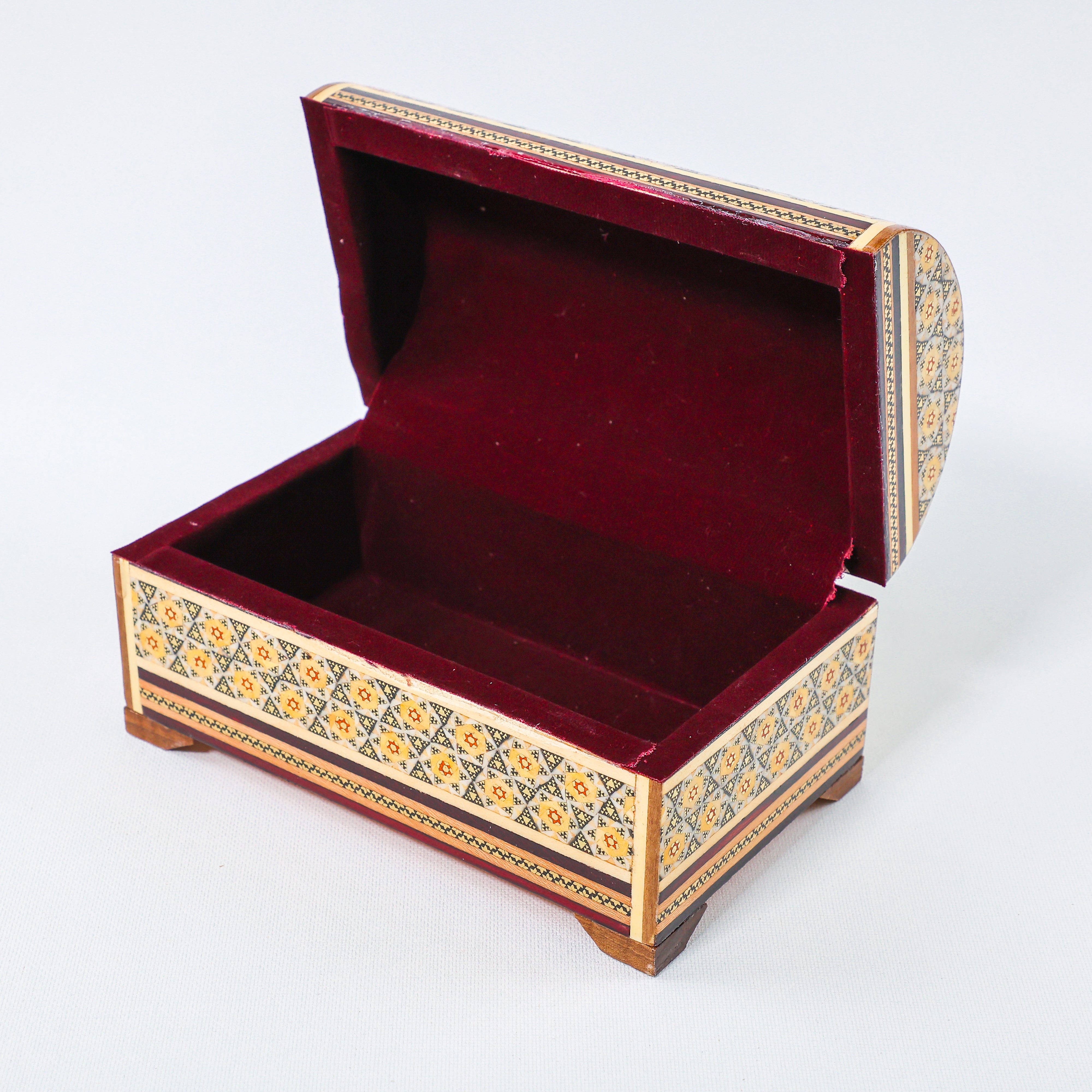 Khatam Chest – Khatam Design – Velvet Interior – Size 10 × 16 cm