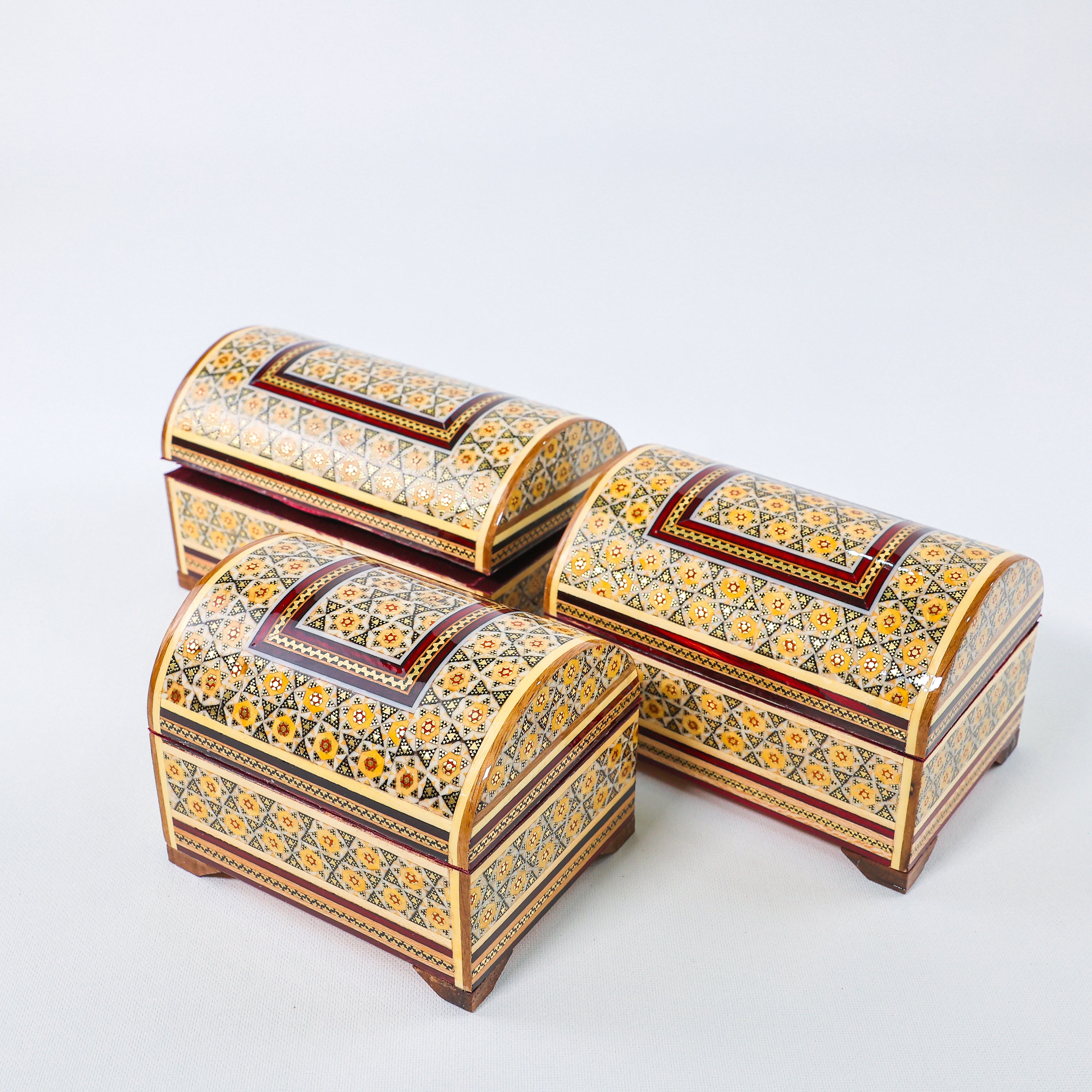 Khatam Chest – Khatam Design – Velvet Interior – Size 10 × 12 cm