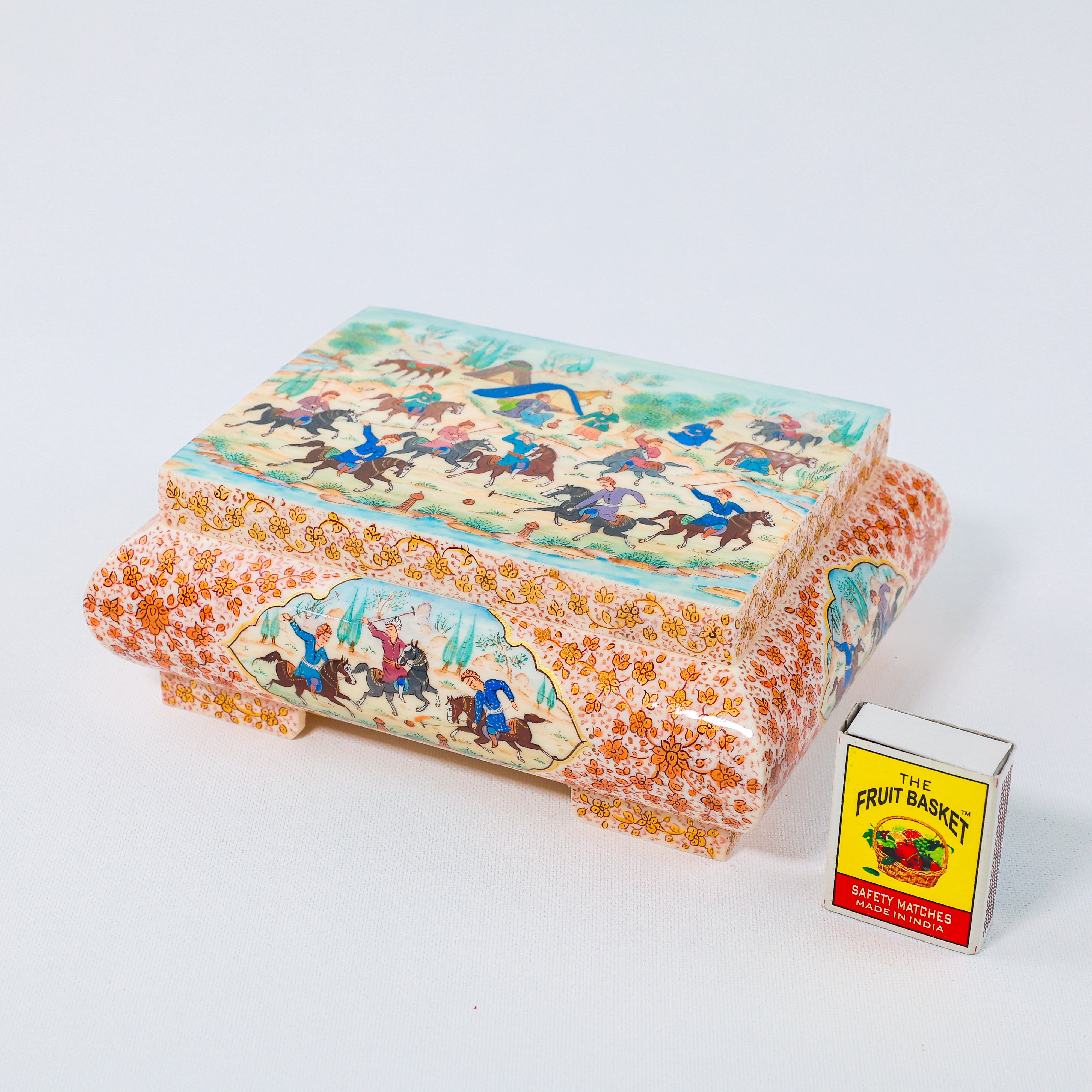 Camel Bone Box – Chogan Motif – Askari Style – Size 18 cm