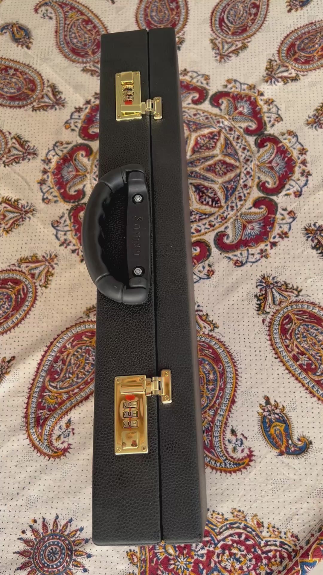 Load video: رقعة شطرنج - مقاس 50 - حواف مستديرة - تصميم سليمي - خشب الماهوجني